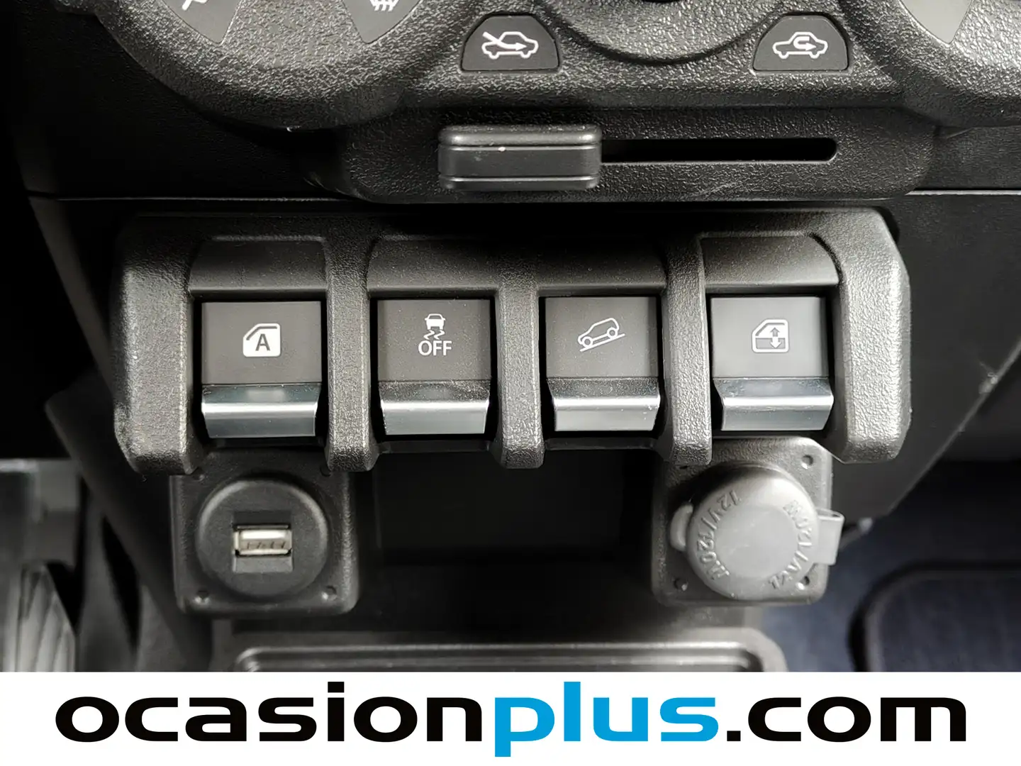 Foto Suzuki Jimny Suzuki Jimny 1.5 Pro (102 CV)