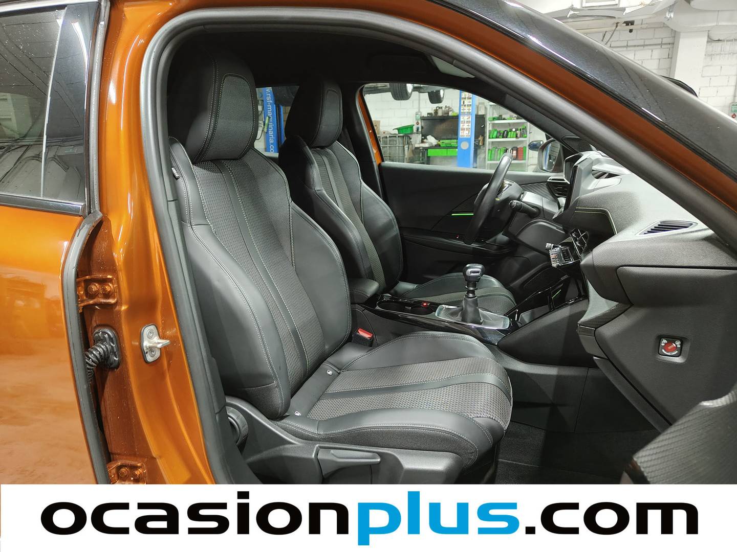 Foto Peugeot 2008 Peugeot 2008 PureTech 130 S&S GT (130 CV)