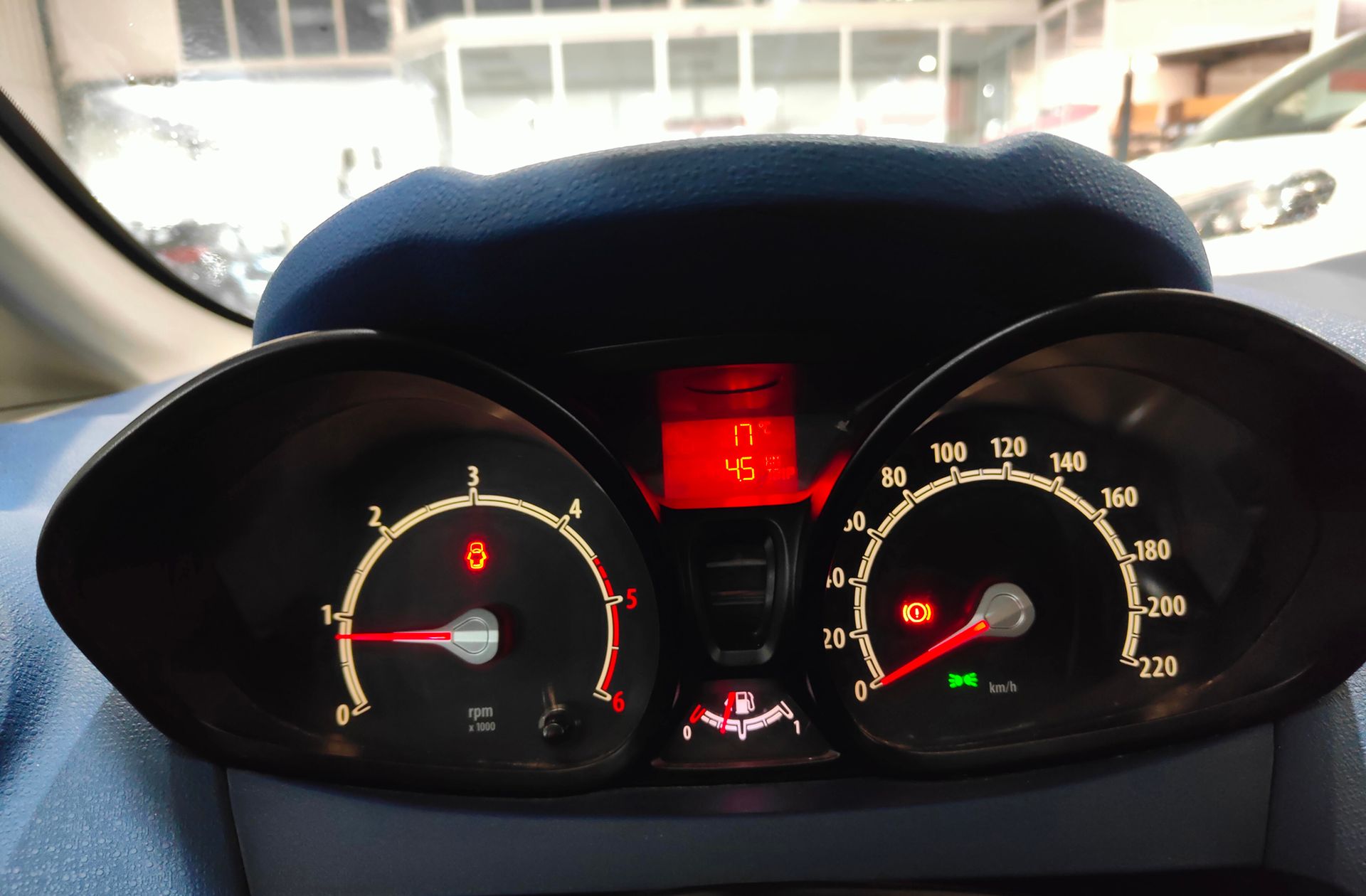Ford Fiesta 1.4 TDCi Trend - foto 19