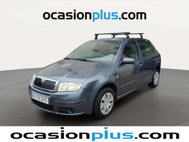Skoda Fabia 1.2 Young (64 CV) de segunda mano