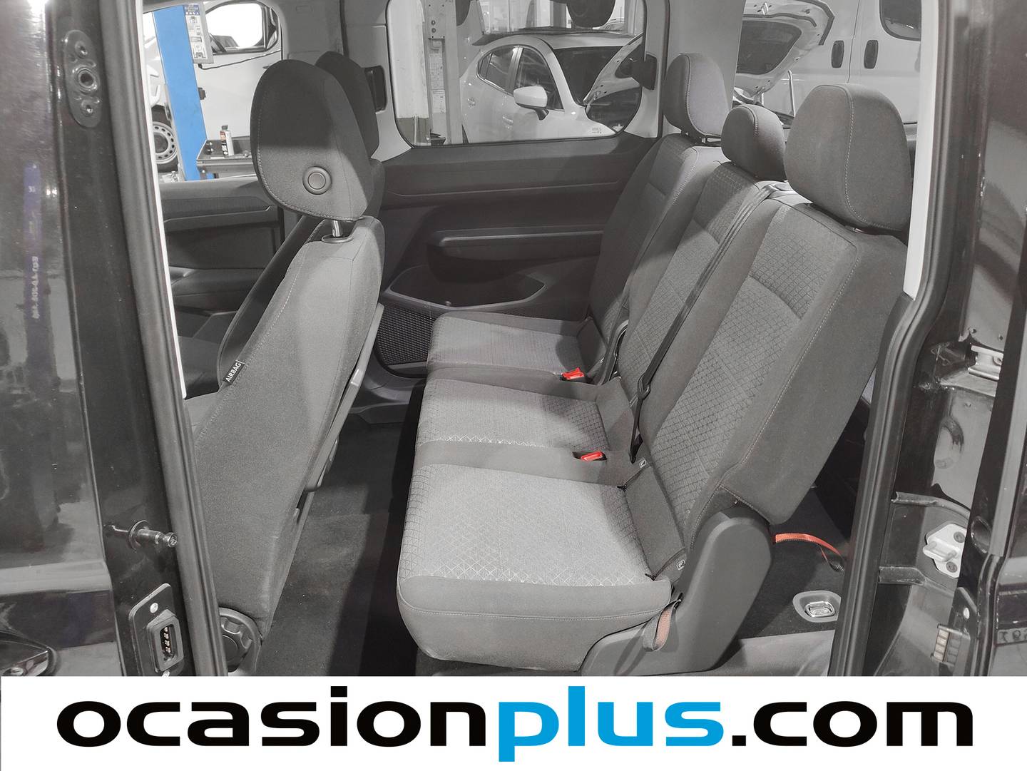 Foto Ford Grand Tourneo Connect Ford Grand Tourneo Connect 2.0 Ecoblue Titanium Auto (122 CV) 7 plazas