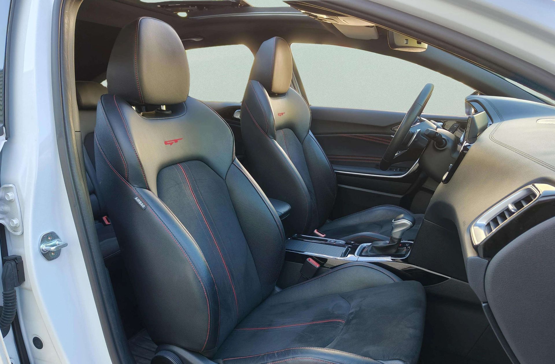 Kia ProCeed 1.6 T-GDi GT DCT - foto 25