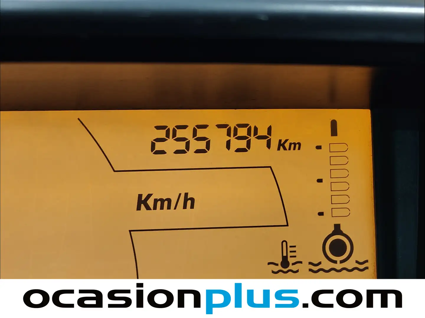 Foto Citroën C4 Citroen C4 1.6 HDI Collection (92 CV)