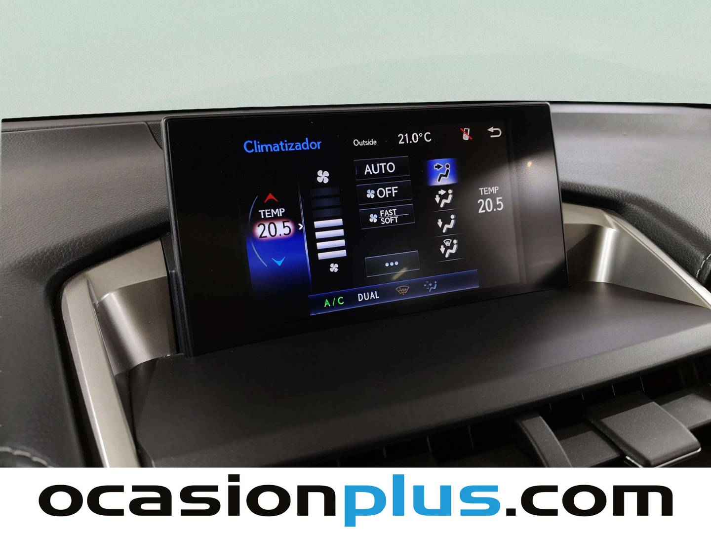 Lexus NX Lexus NX 300h Executive 4WD + Navibox (197 CV) 2017