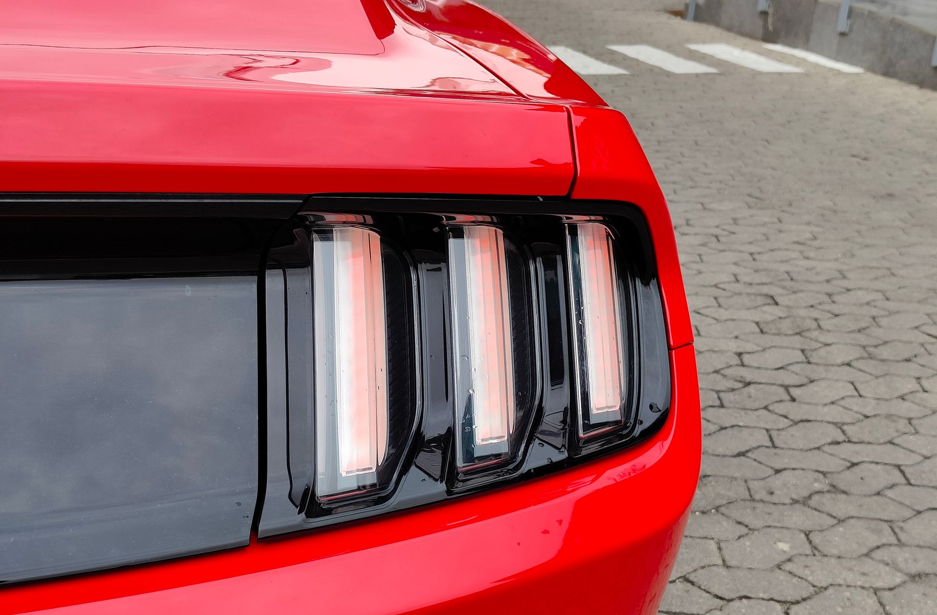 Ford Mustang 2.3 EcoBoost Mustang (Fastback) - foto 16