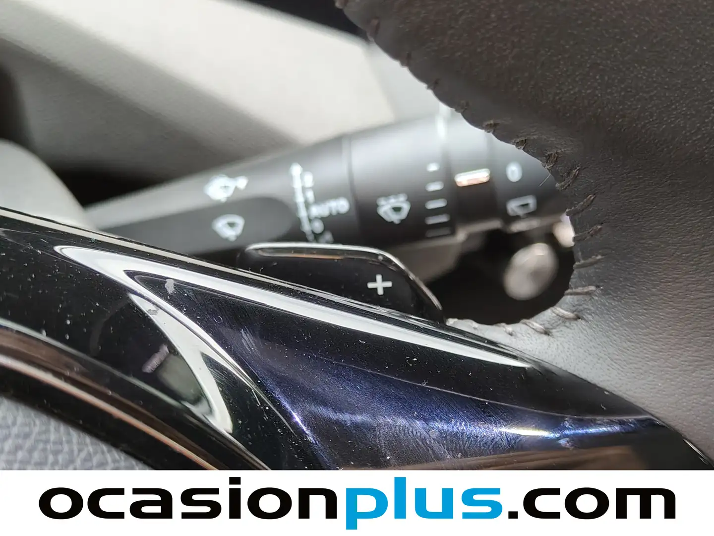 Foto Peugeot 308 Peugeot 308 Allure Hybrid eDCS6 (136 CV)