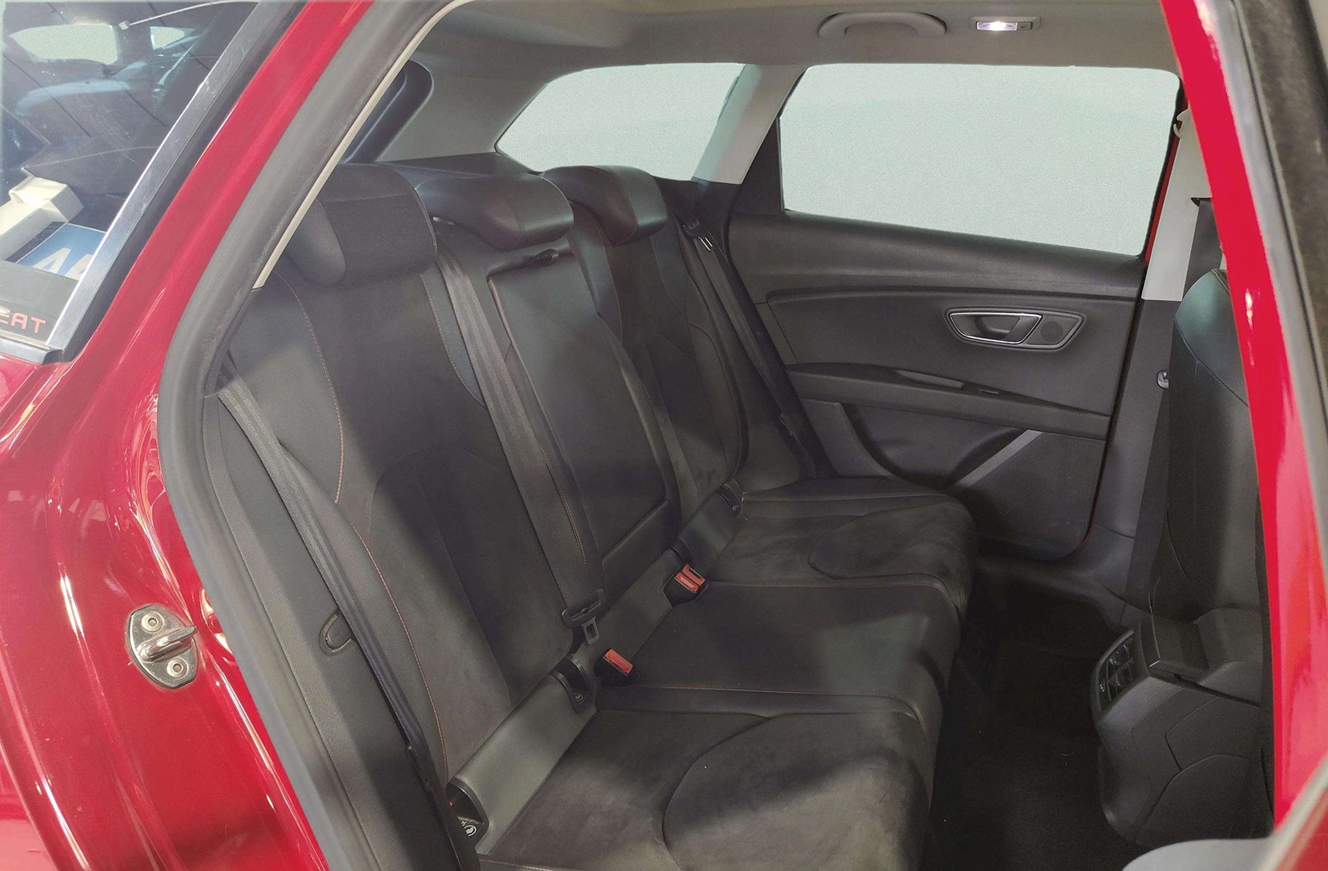SEAT León ST 1.4 TSI ACT FR DSG7 - foto 22