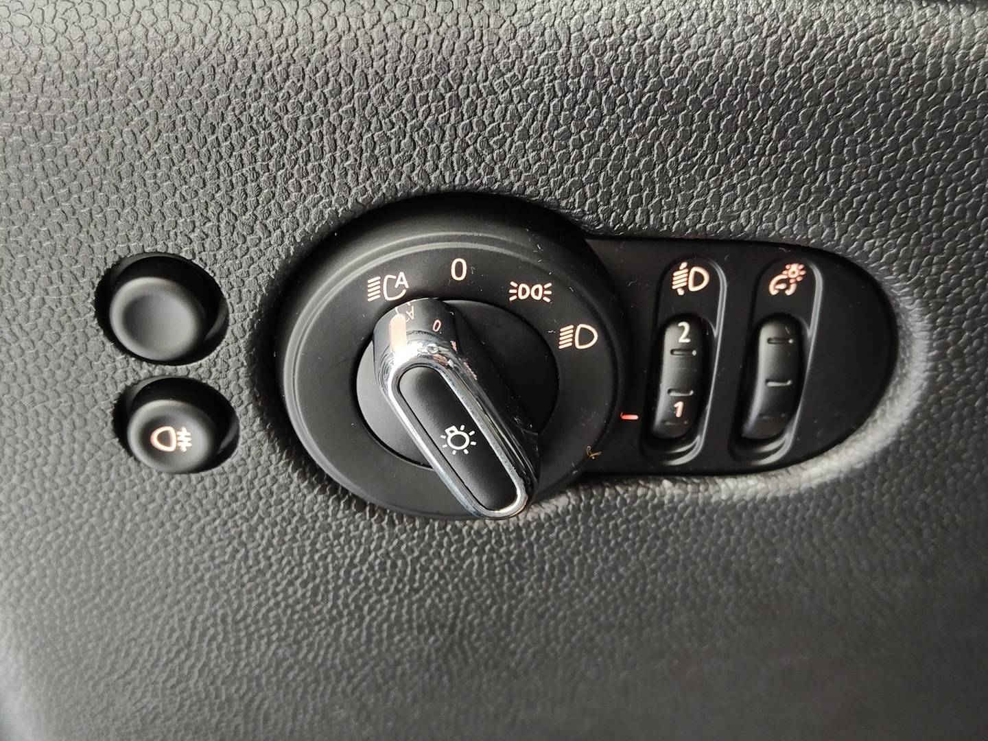 Foto Mini MINI MINI MINI 5 Puertas One (102 CV)