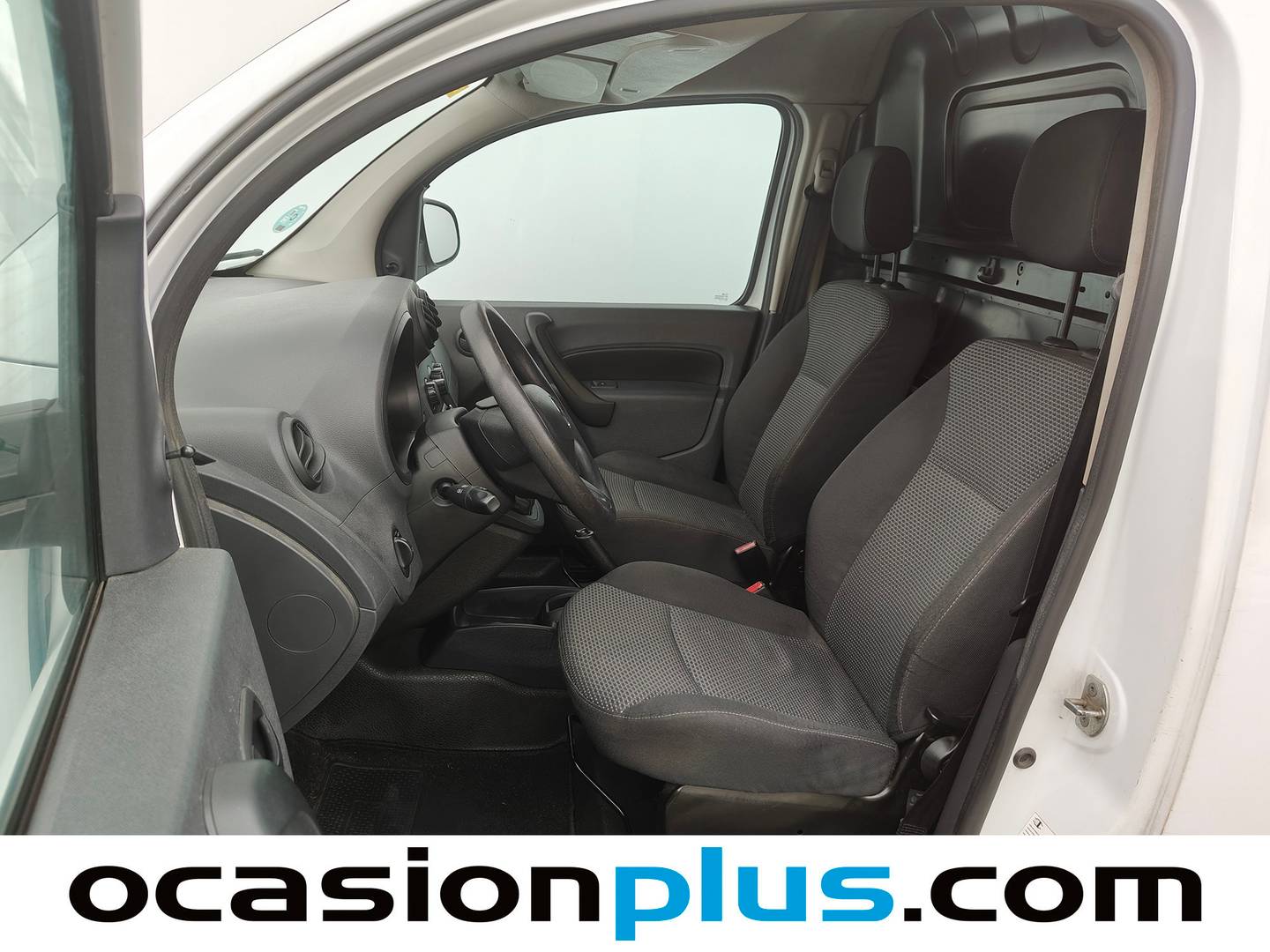 Foto asientos delanteros Mercedes Citan Mercedes Citan 108 CDI Largo (75 CV)