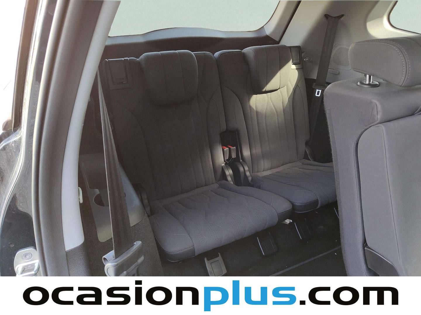 Extras y acabados del EBRO S800 EBRO S800 1.6 TGDI Premium DCT (147 CV) 7 Plazas