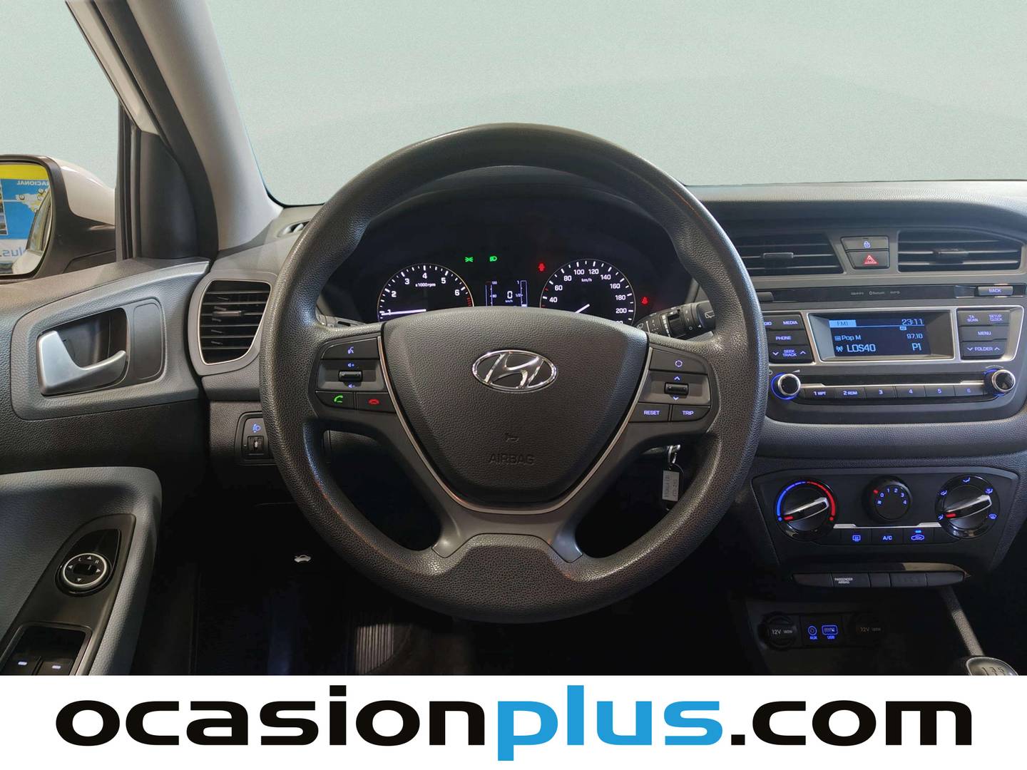 Hyundai i20 Hyundai i20 1.2 MPI Essence (84 CV) 2015