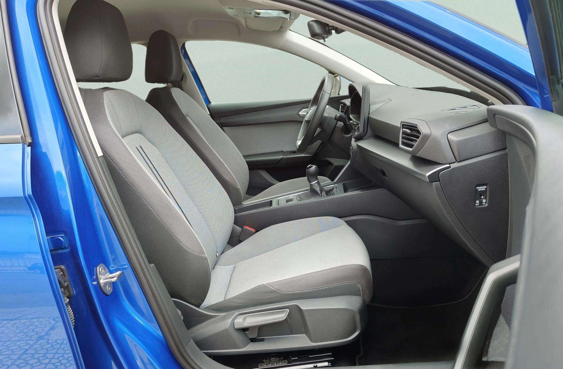 SEAT León 1.5 TSI Style 25 Aniversario - foto 22