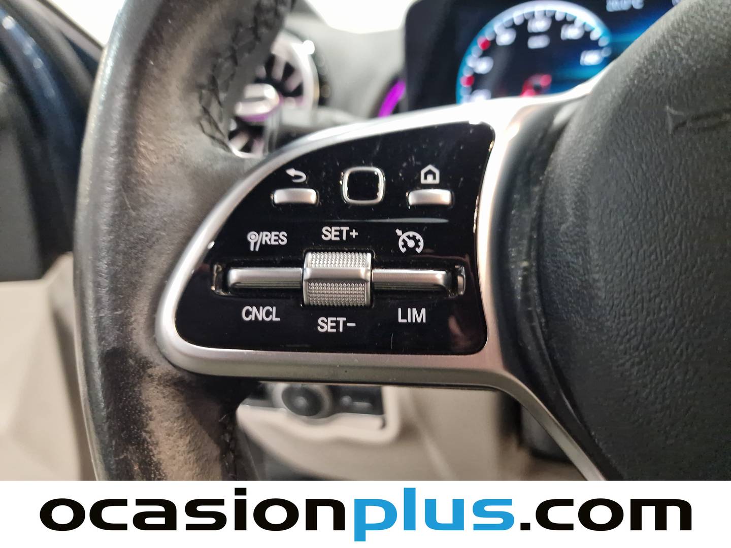 Foto Mercedes GLB Mercedes-Benz GLB 180 (136 CV)