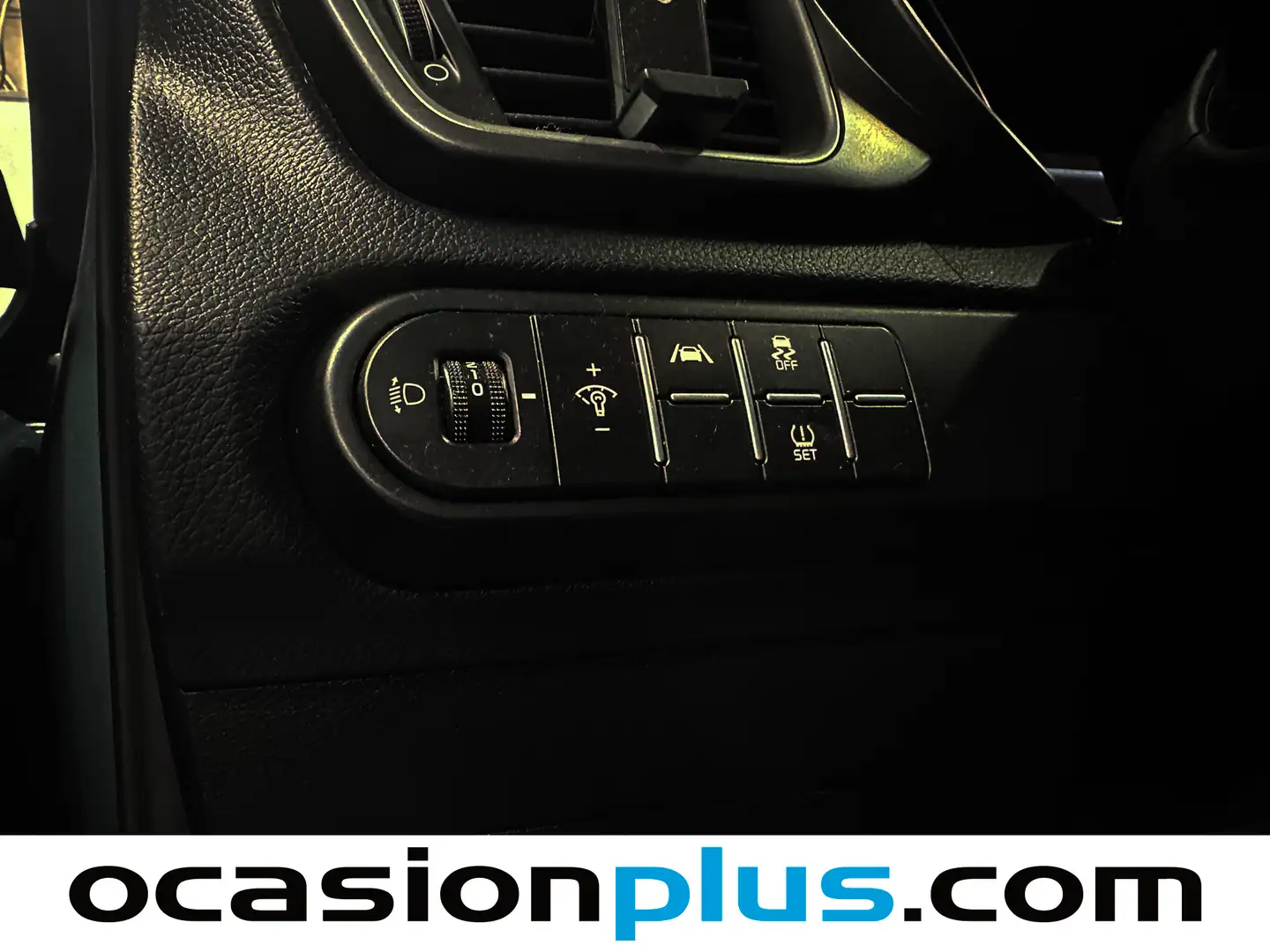 Foto KIA Ceed Kia Ceed 1.0 T-GDI Drive (100 CV)