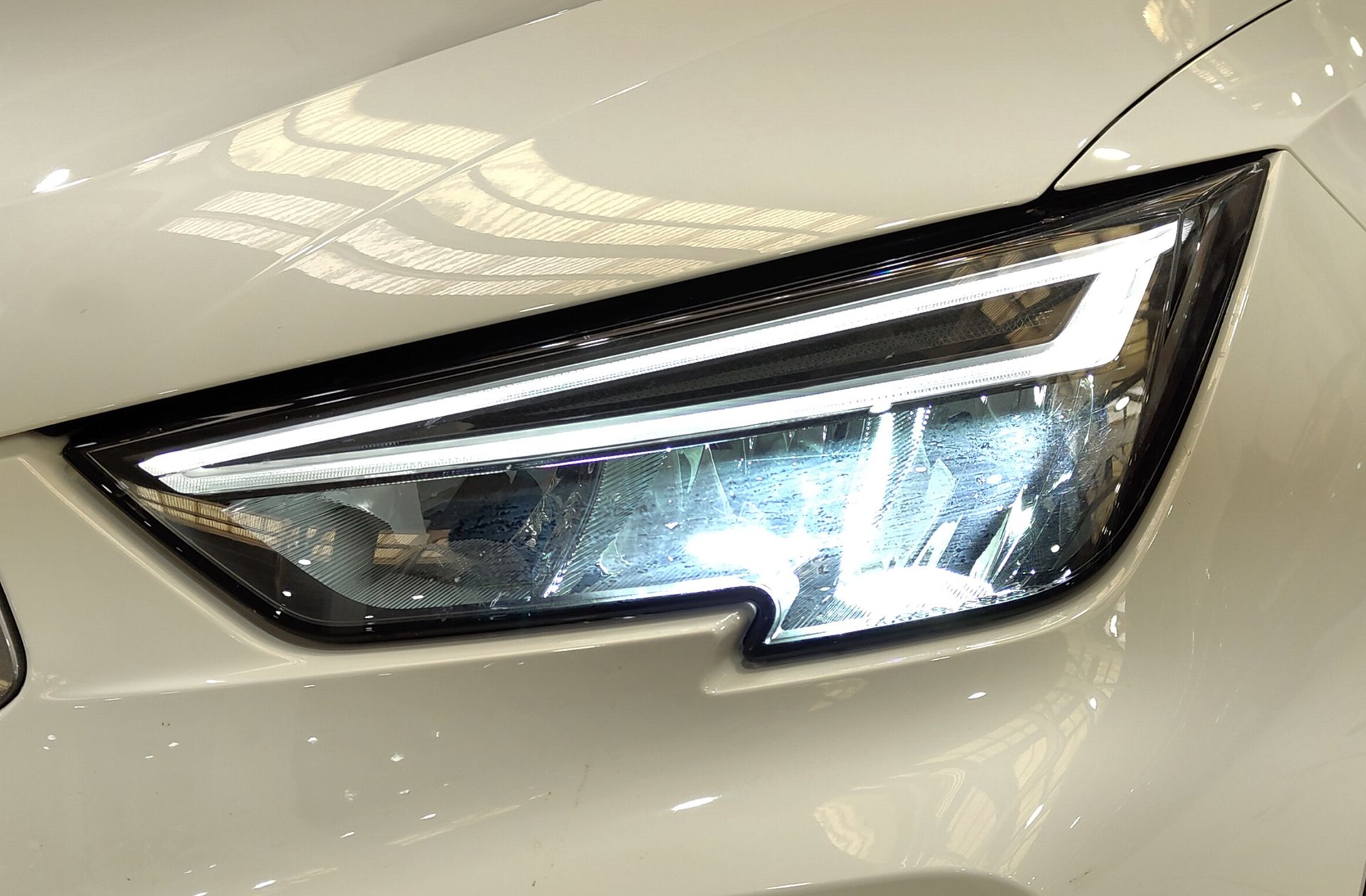 SEAT Arona 1.0 TSI FR - foto 15