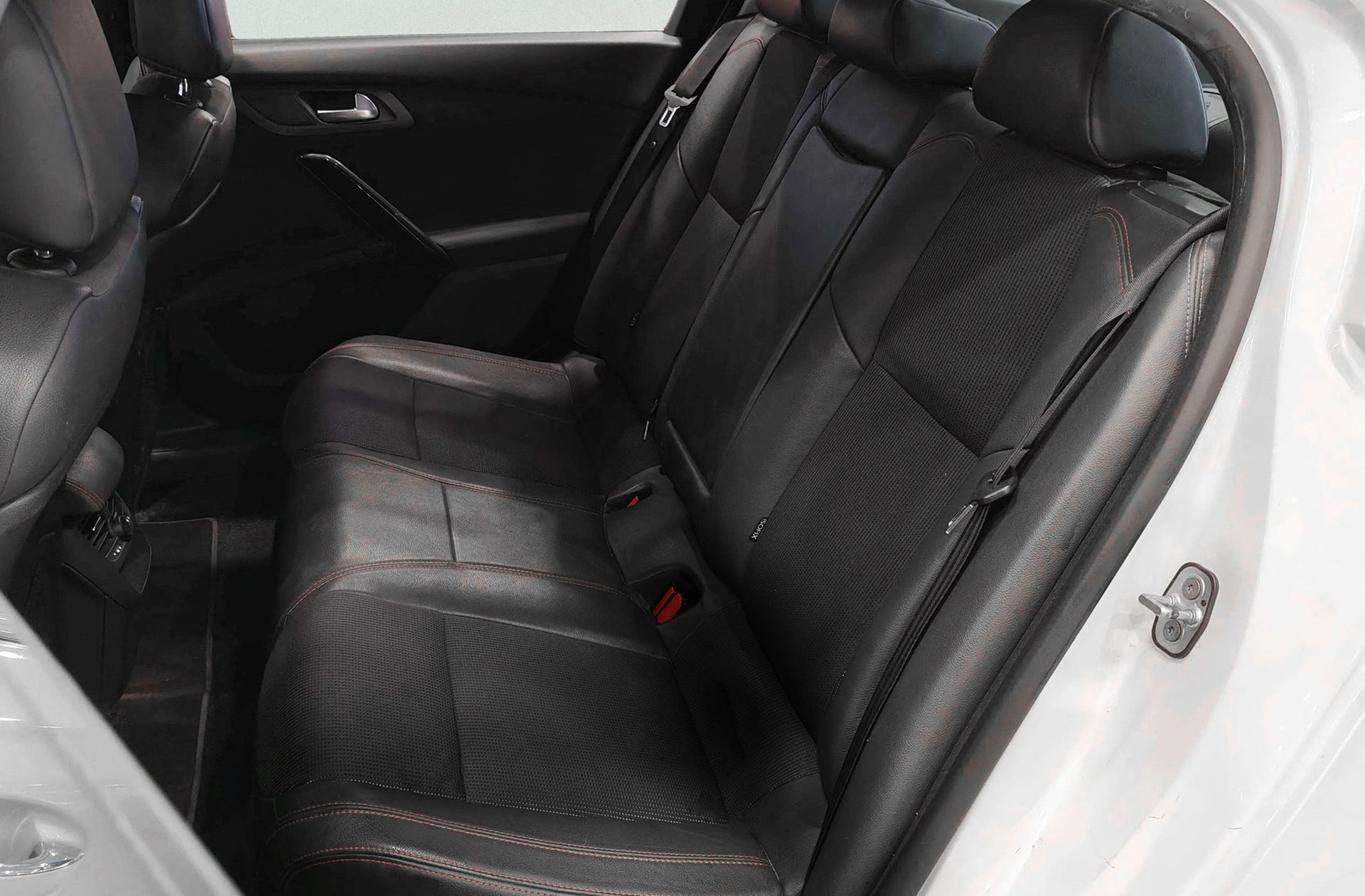 Peugeot 508 2.0 BlueHDi GT Line - foto 12