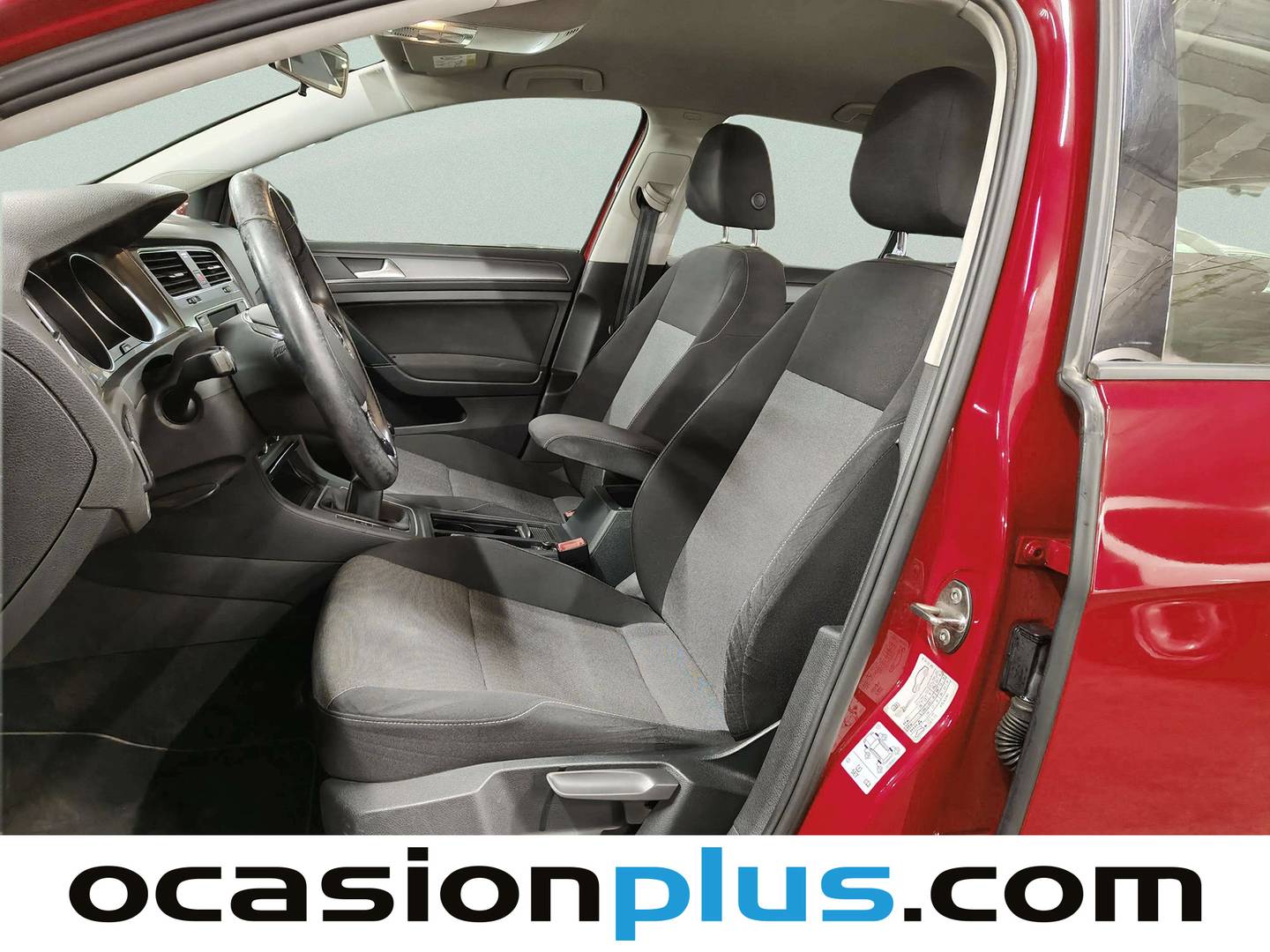 Foto asientos delanteros Volkswagen Golf Volkswagen Golf Special Edition 1.2 TSI BMT  (110 CV)