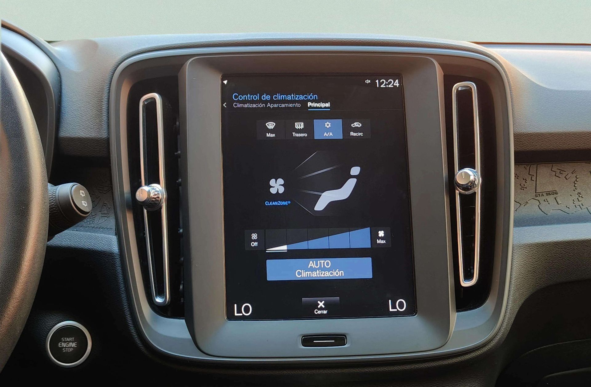 Volvo XC40 T3 Momentum Core - foto 30