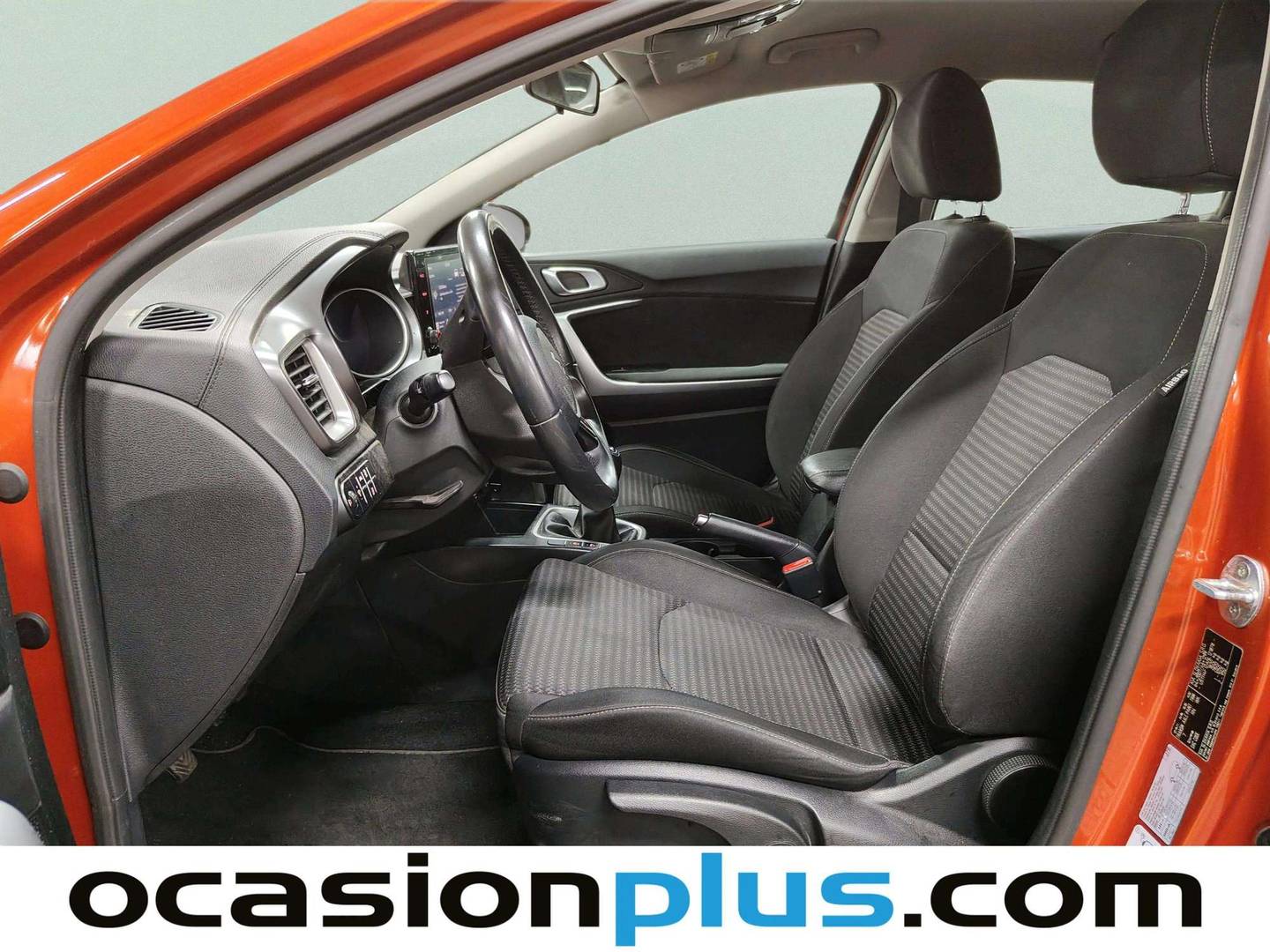 Foto asientos delanteros KIA XCeed KIA XCeed 1.0 T-GDi Drive (120 CV)