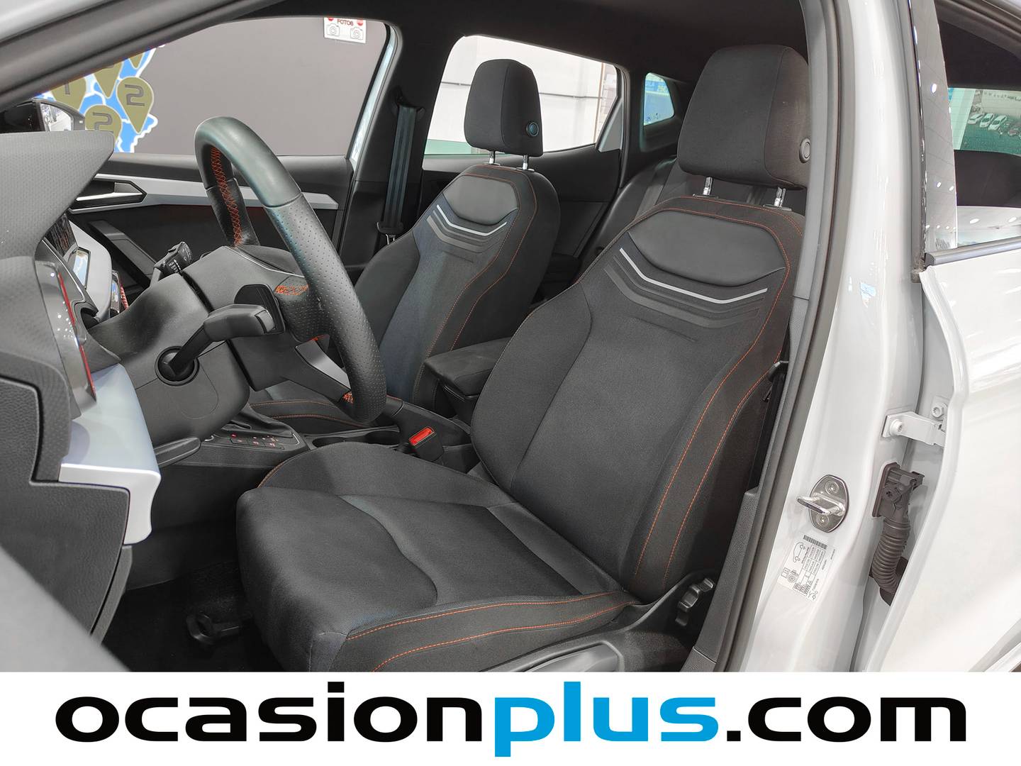 Foto asientos delanteros Seat Ibiza Seat Ibiza 1.5 TSI FR XL DSG (150 CV)