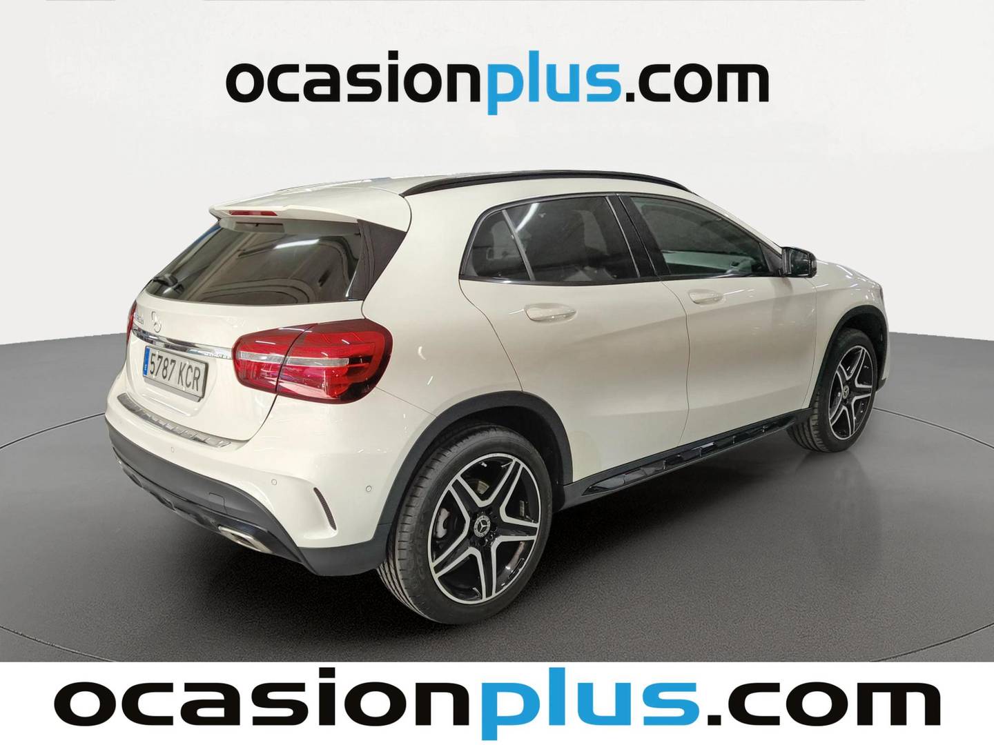 Foto trasera Mercedes GLA Mercedes-Benz GLA 220 d AMG Line (177 CV) derecha