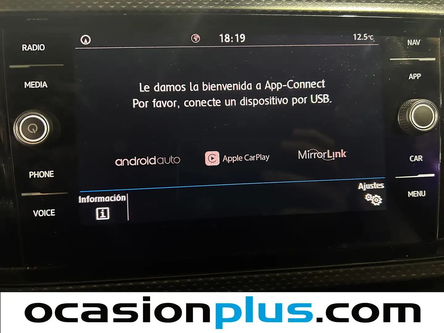 Foto Volkswagen T-Cross Volkswagen T-Cross Advance 1.0 TSI (115 CV) DSG