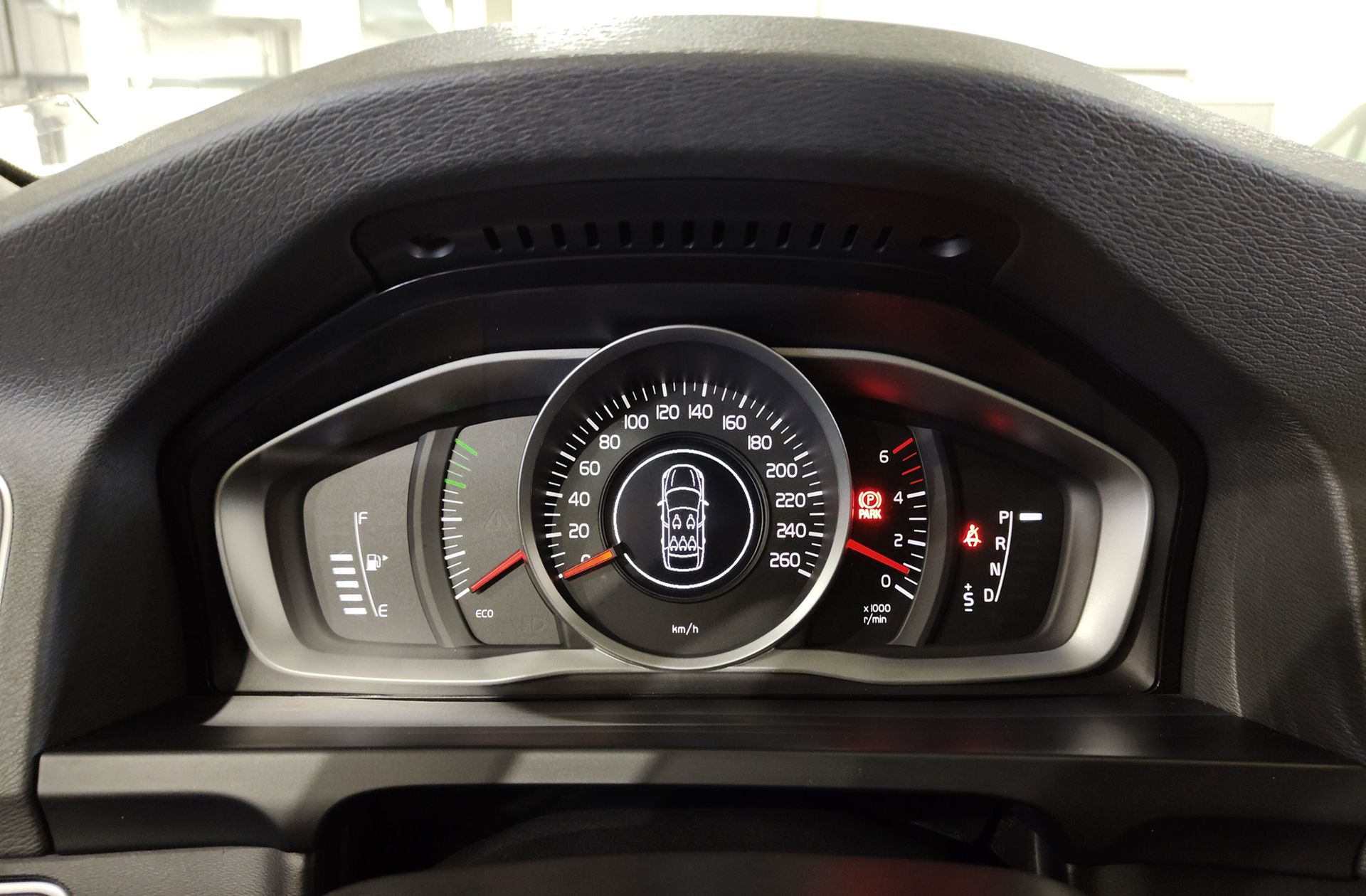 Volvo S60 D3 Momentum - foto 21