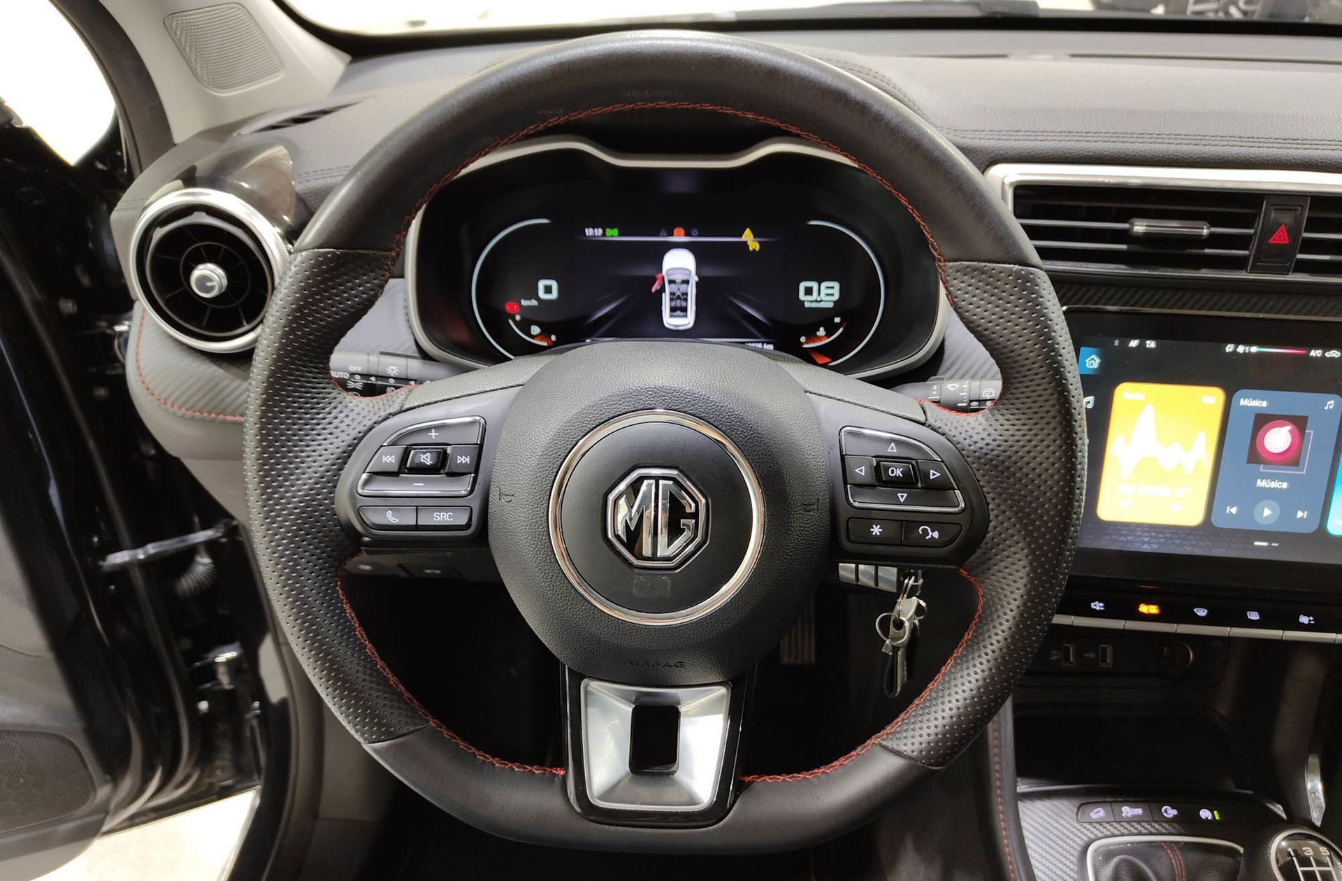 MG ZS 1.5 Luxury - foto 24