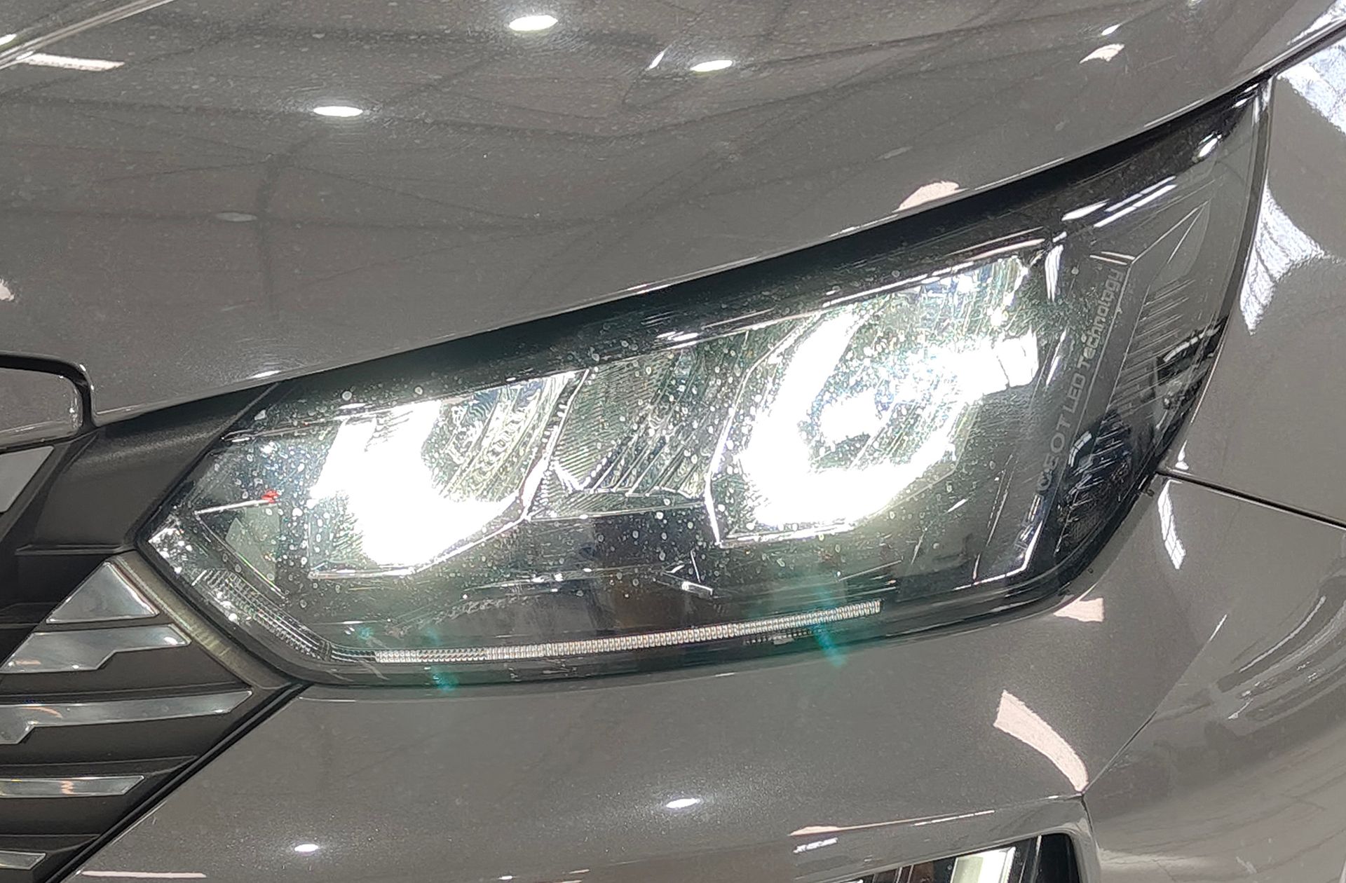 Peugeot 2008 PureTech 100 Allure - foto 14