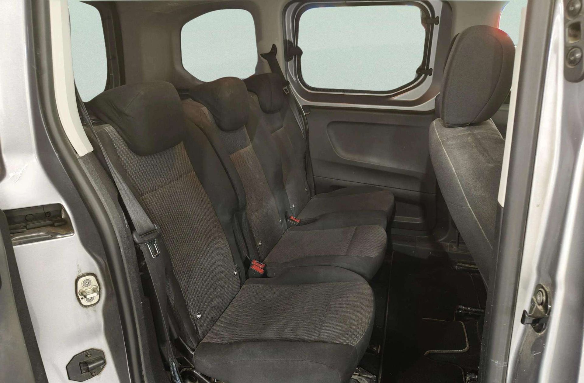Opel Combo 1.5 TD Expression L - foto 13