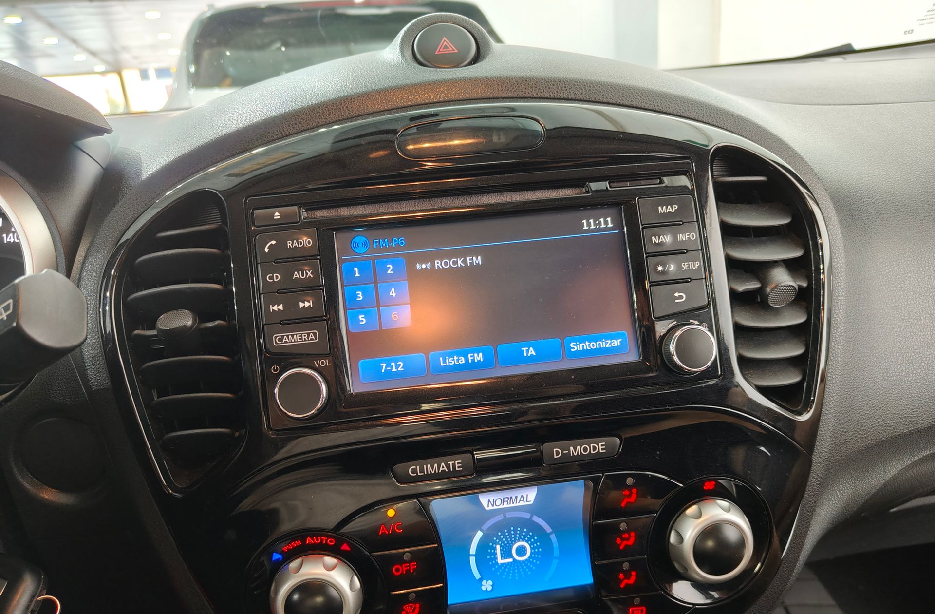 Nissan Juke dCi 110 N-Connecta - foto 29