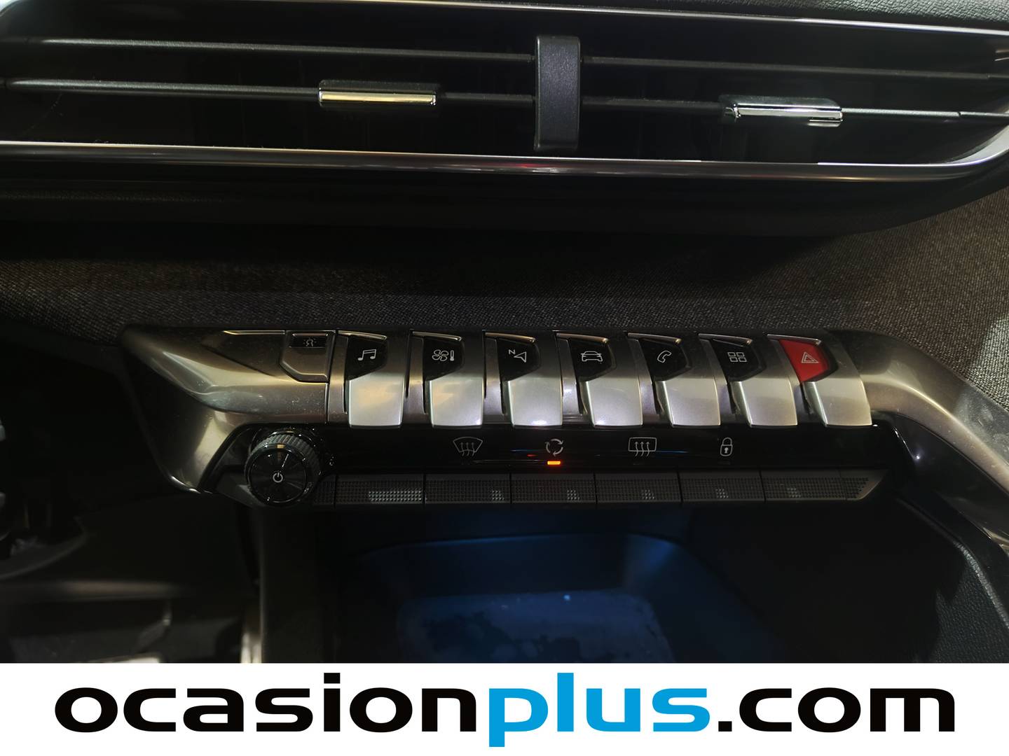 Foto Peugeot 3008 Peugeot 3008 BlueHDI 130 S&S GT Line EAT8 (130 CV)