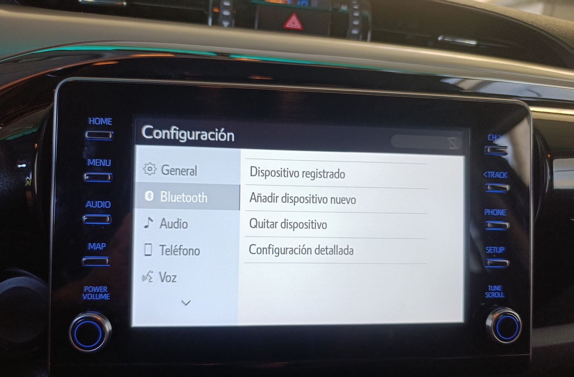 Toyota Hilux 2.4 D-4D Doble Cabina GX - foto 30