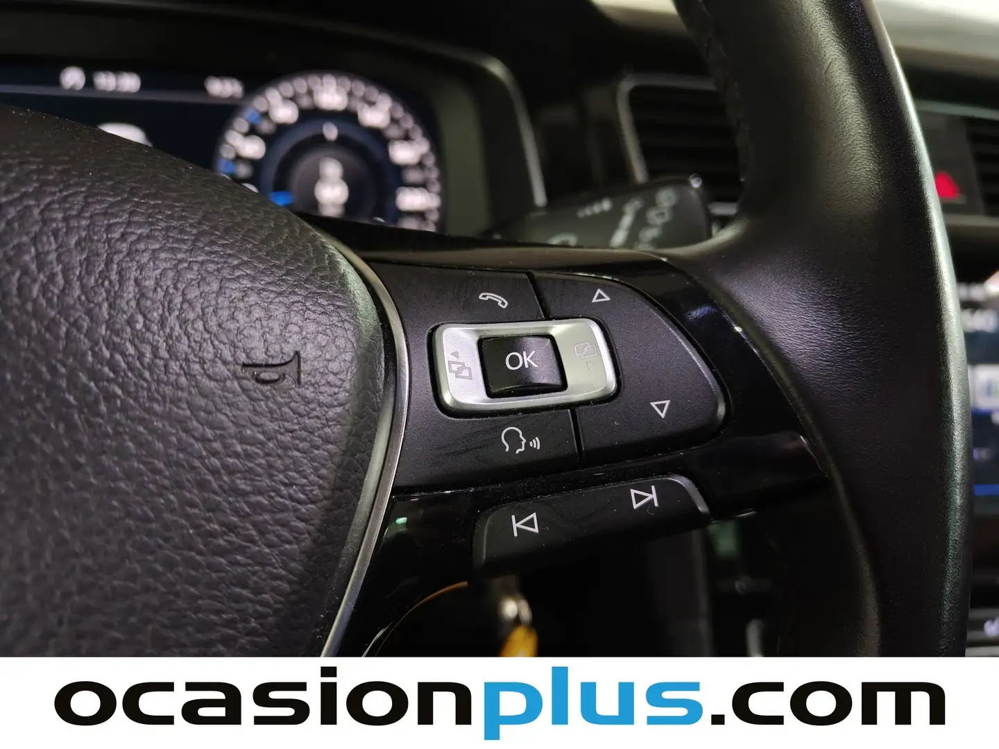 Foto Volkswagen Golf Volkswagen Golf Variant Variant Sport 1.5 TSI EVO (150 CV) DSG Pack R-LINE