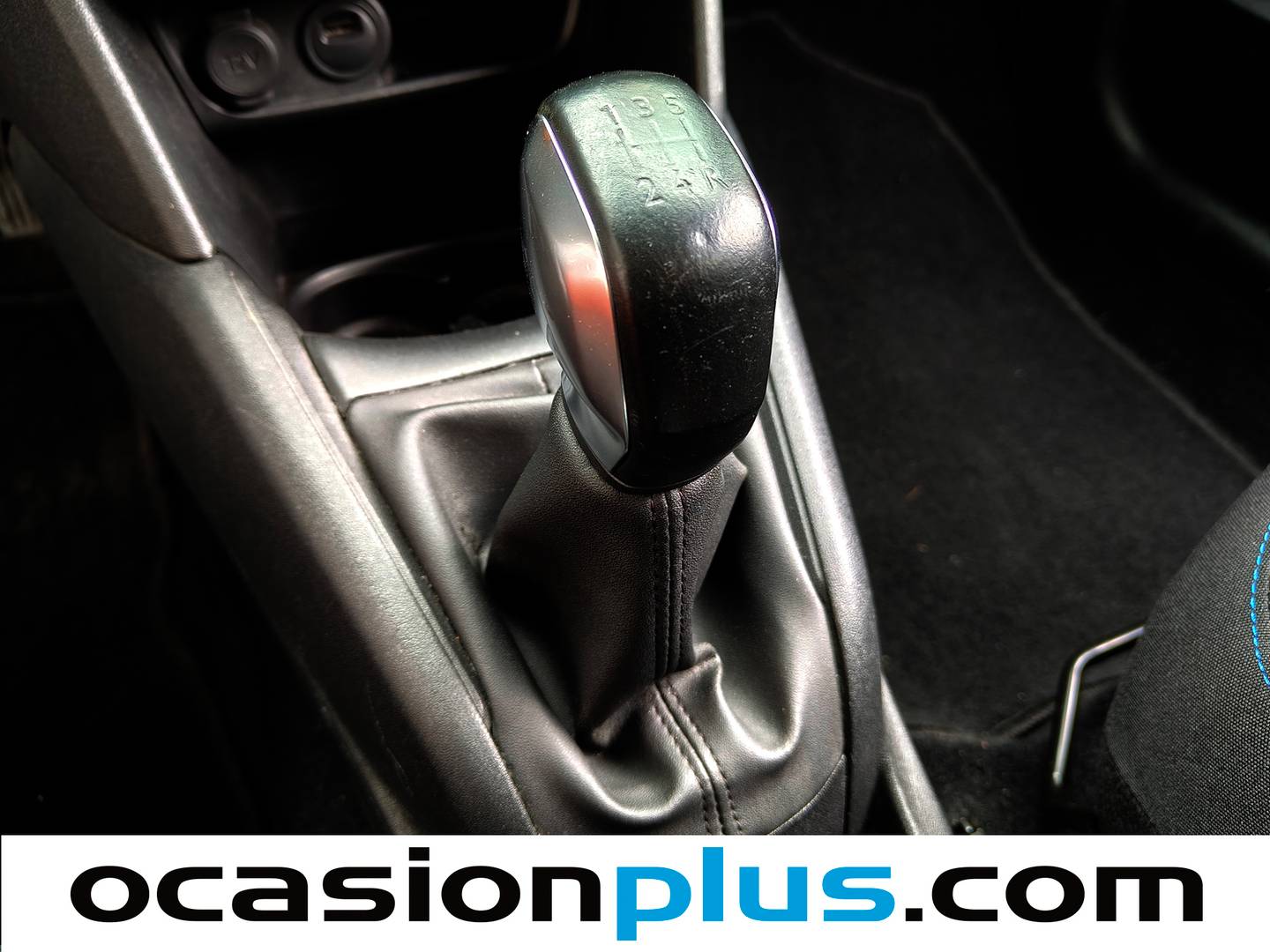 Peugeot 208 Peugeot 208 PureTech Signature (82 CV) de segunda mano