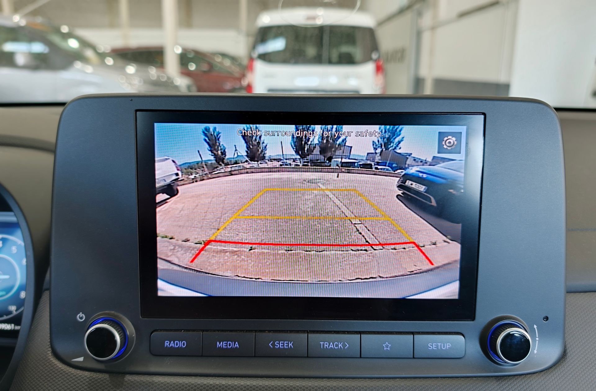 Hyundai Kona 1.0 T-GDi 48V Maxx 4x2 - foto 7