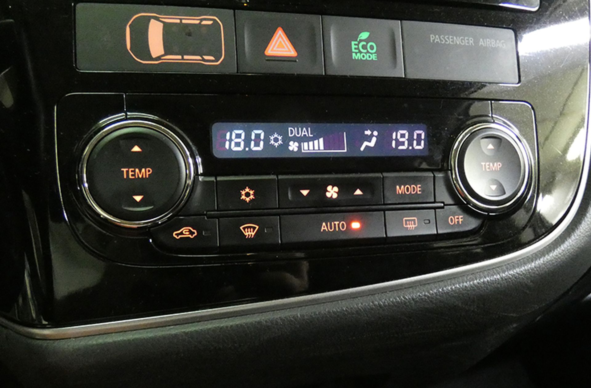 Mitsubishi Outlander 220 DI-D Motion 2WD - foto 10