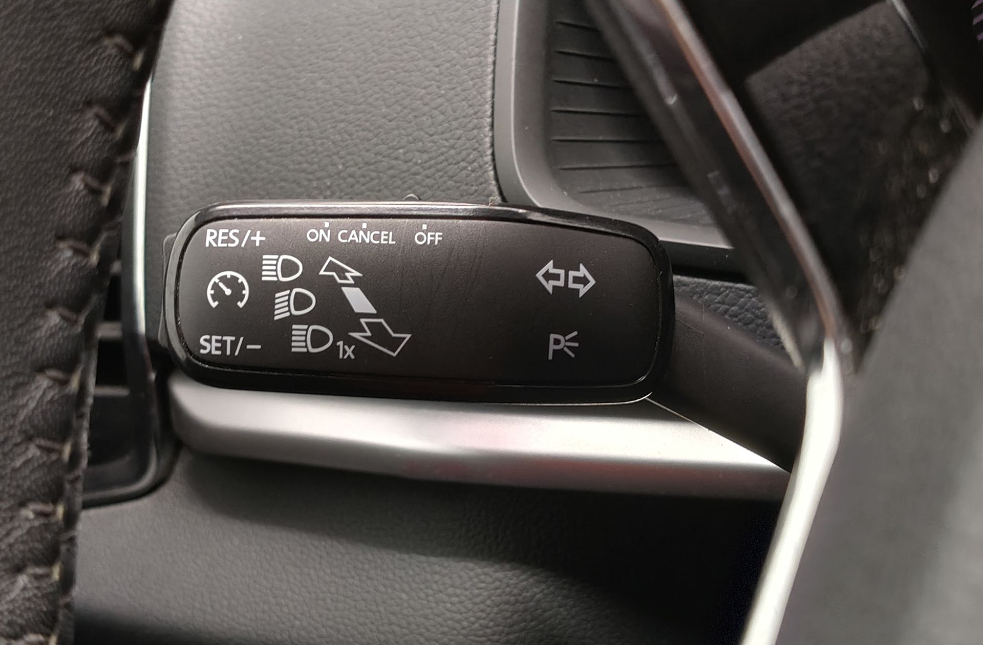 Škoda Karoq 2.0 TDI Selection 85 - foto 27