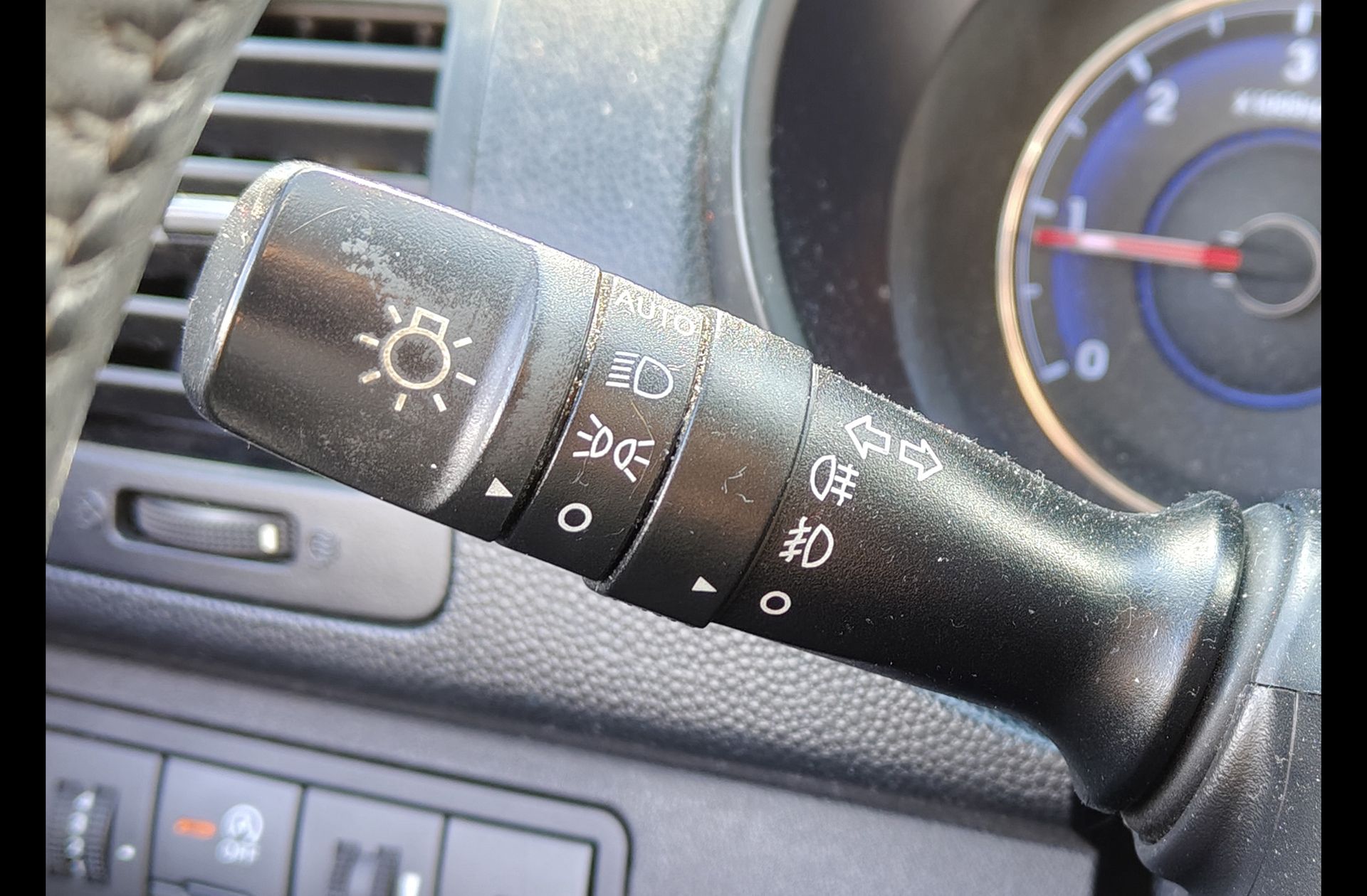 Hyundai ix20 1.6 CRDi Bluedrive Tecno - foto 21
