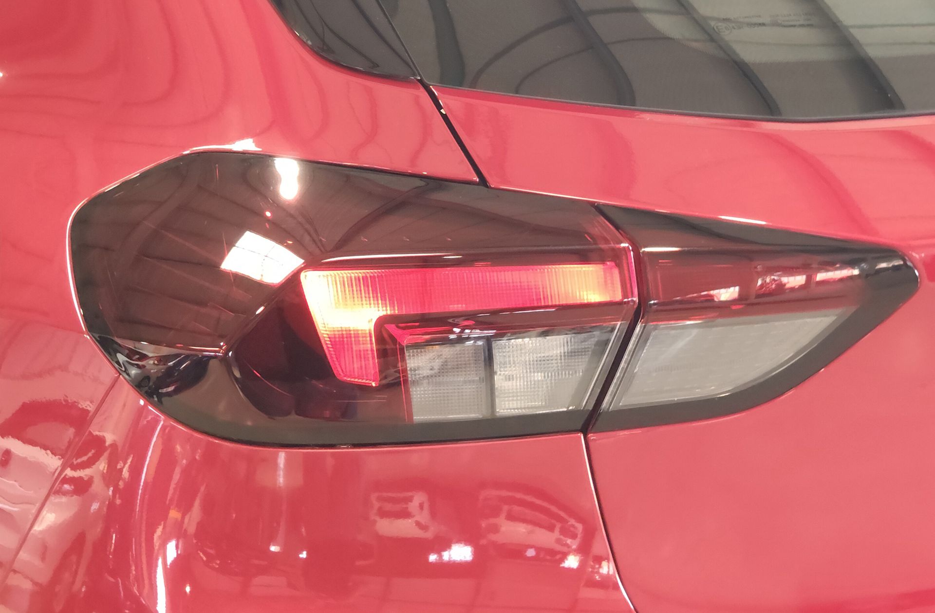 Opel Corsa 1.2T XHL Edition - foto 16