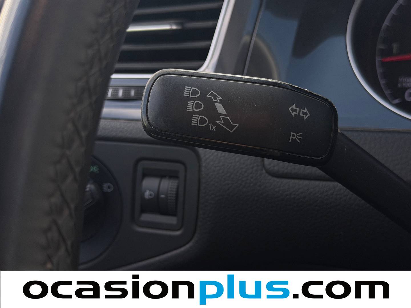 Volkswagen Golf Volkswagen Golf Business & Navi 1.6 TDI (115 CV) de ocasión