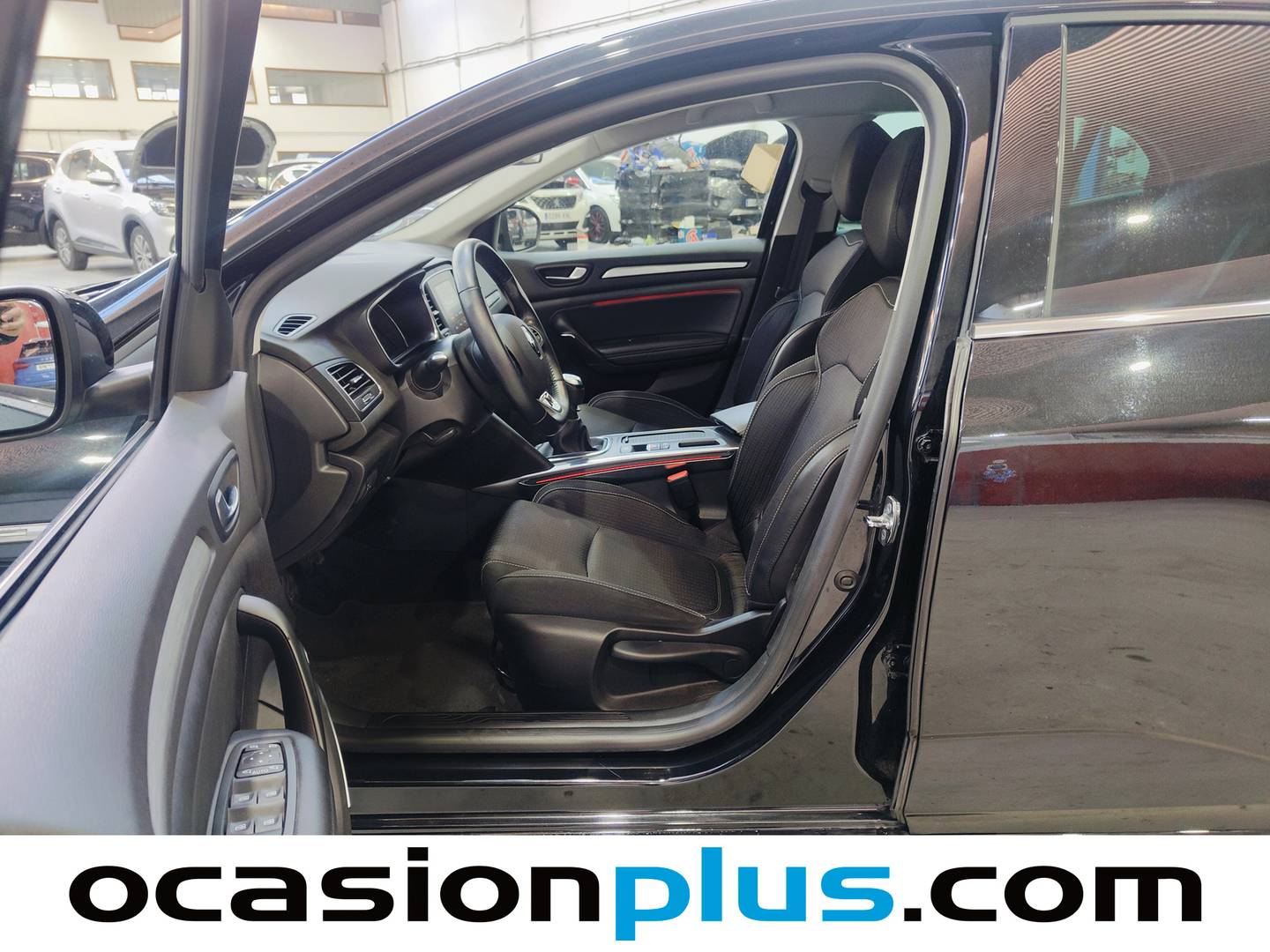 Foto asientos delanteros Renault Mégane Renault Megane Zen TCe (140 CV) GPF