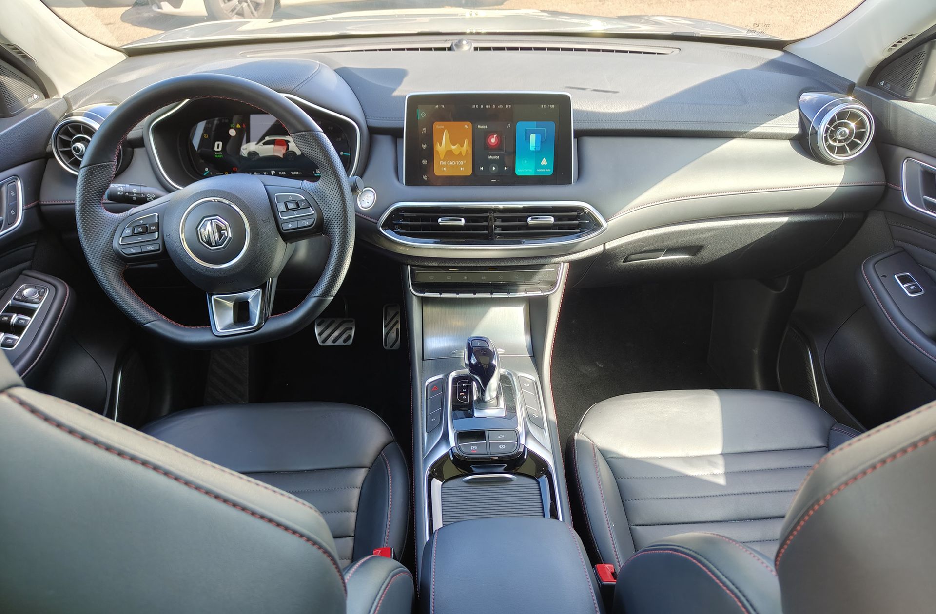 MG HS eHS 1.5 T-GDi PHEV Luxury - foto 9
