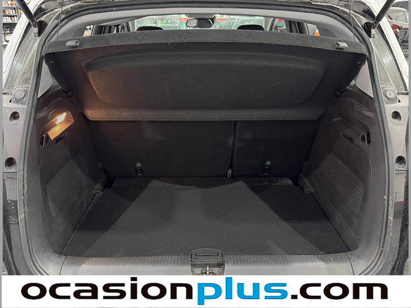 Fotos maletero Opel Crossland X Opel Crossland X 1.2 Innovation (130 CV)