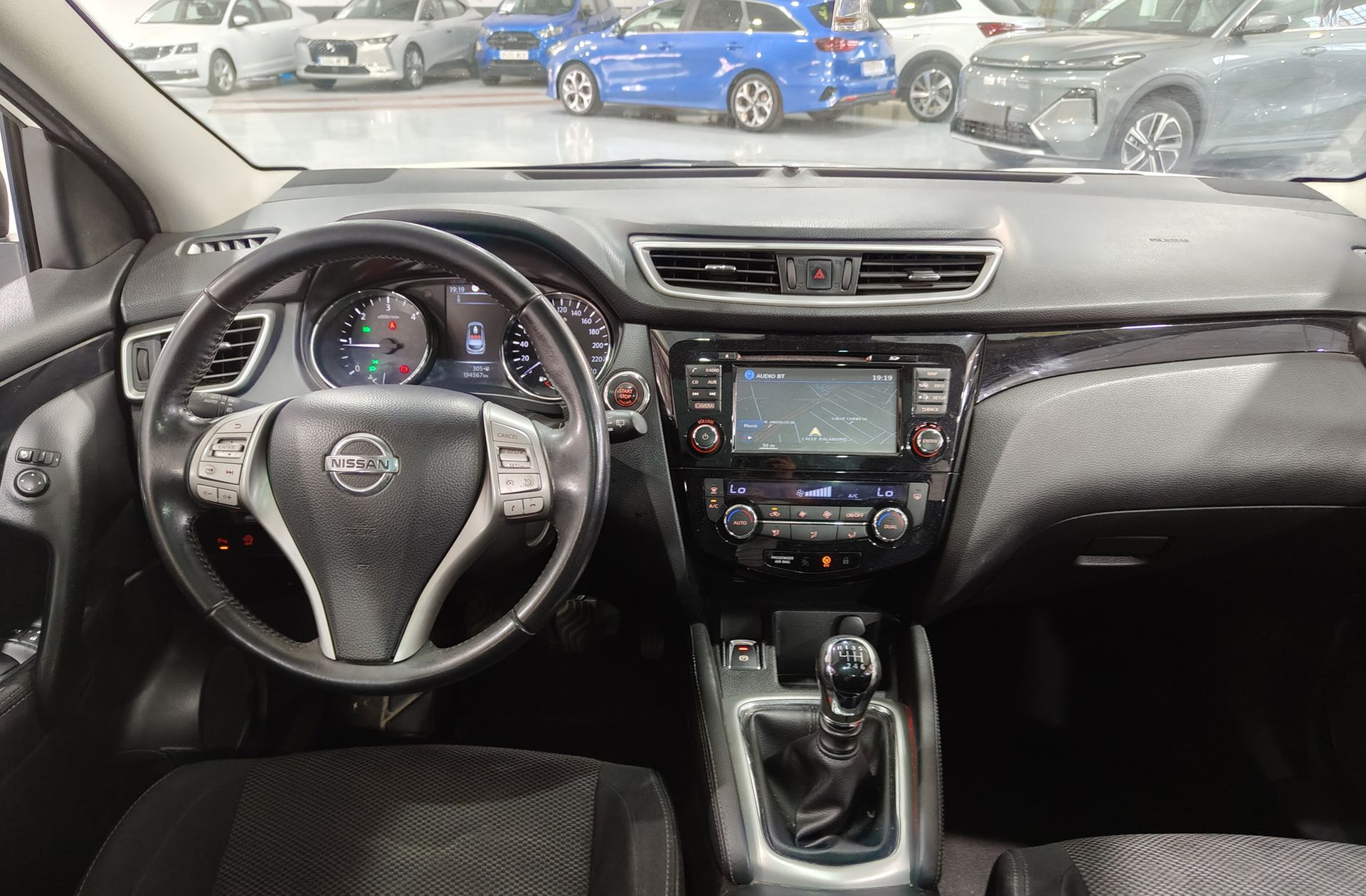 Nissan Qashqai 1.6 dCi N-Connecta 4x2 - foto 6