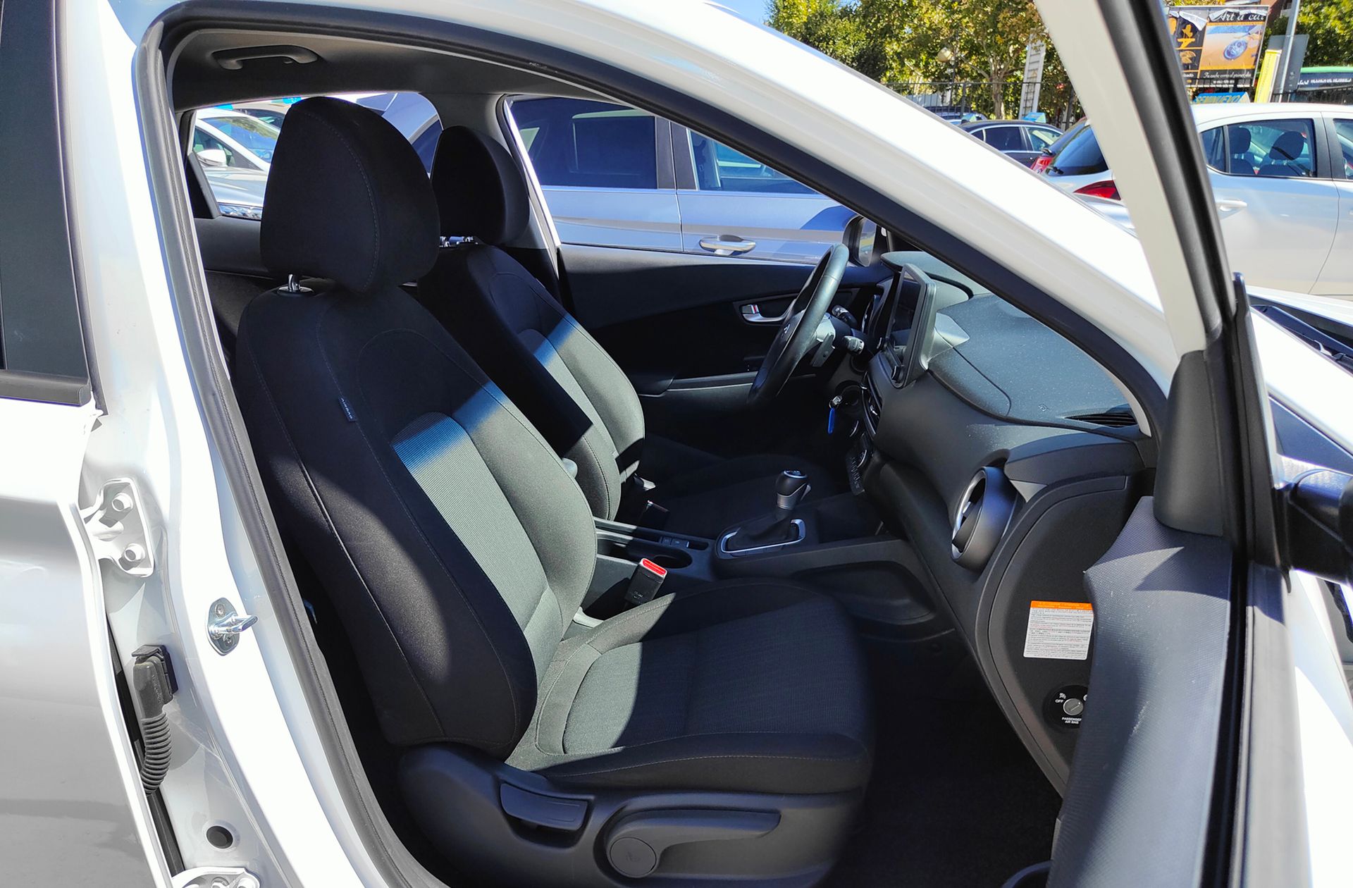 Hyundai Kona 1.6 GDI HEV Maxx DCT - foto 16