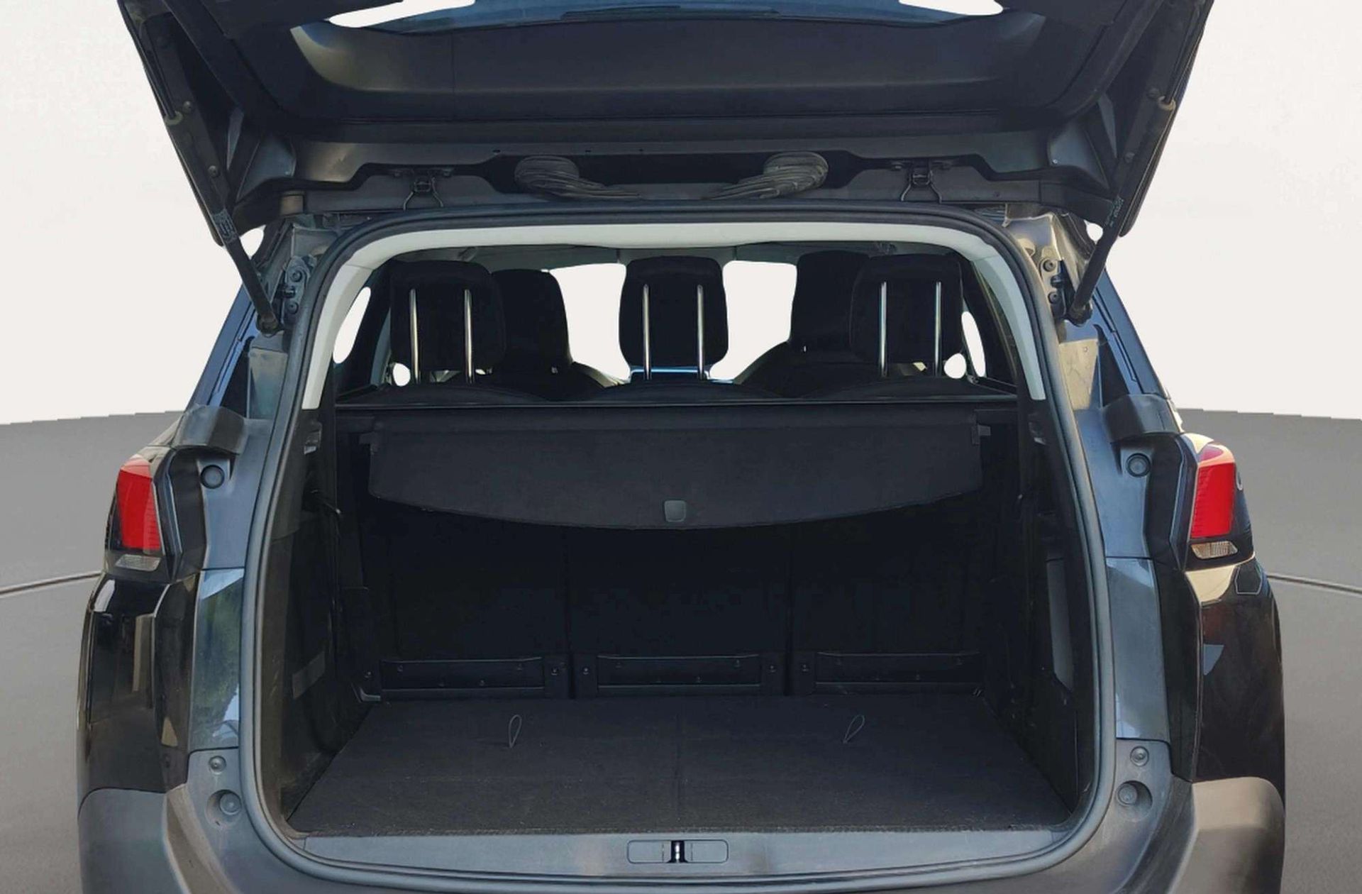 Peugeot 5008 PureTech 130 Allure 7 plazas - foto 17