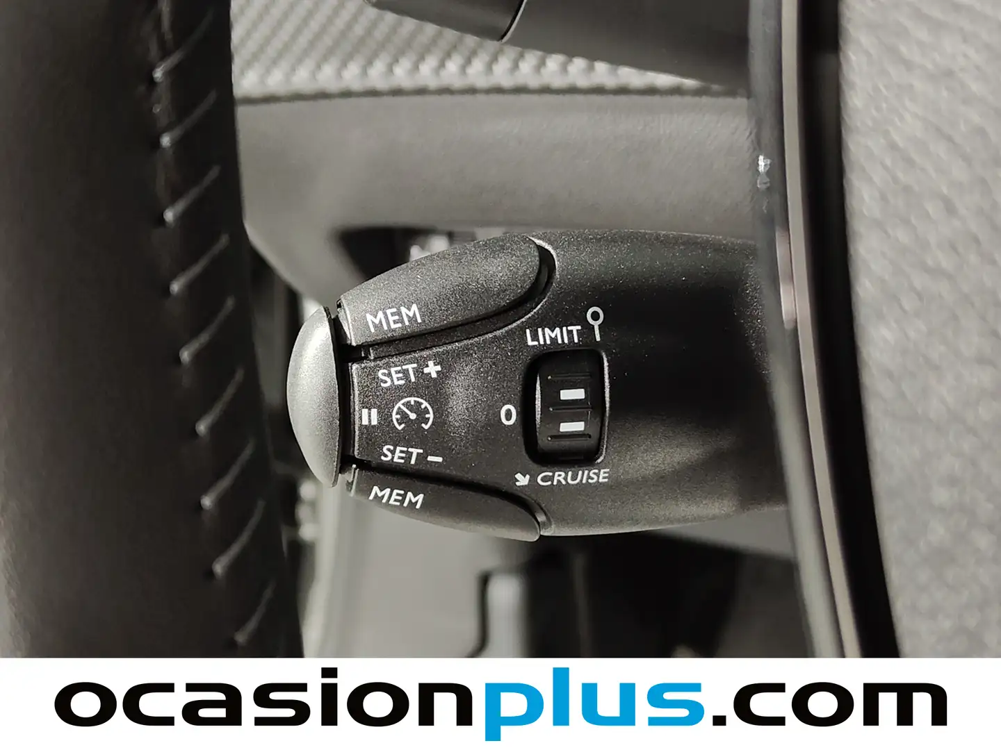 Foto Peugeot 2008 Peugeot 2008 PureTech 100 S&S Allure (100 CV)