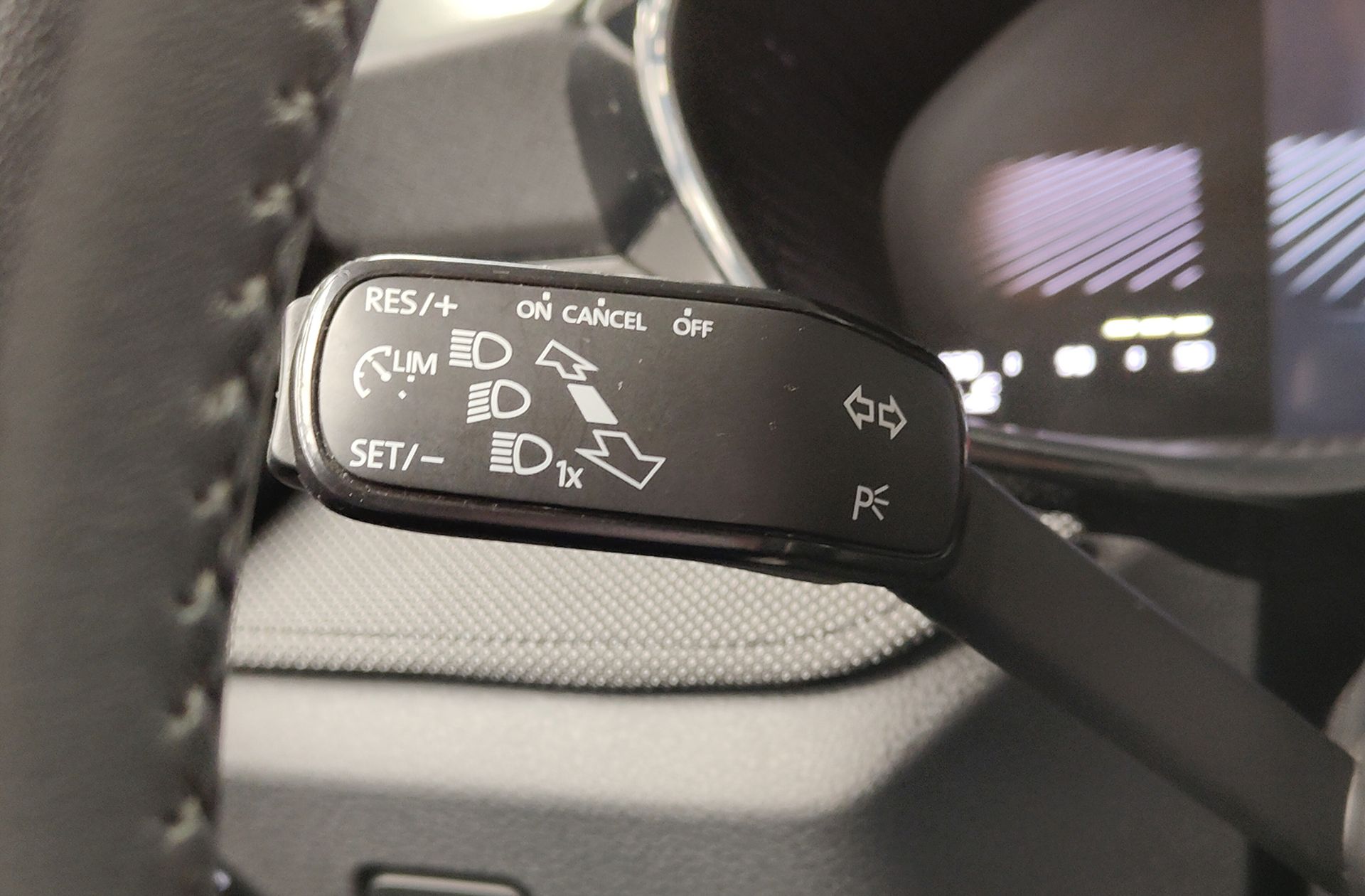 Škoda Fabia 1.0 TSI Selection - foto 24