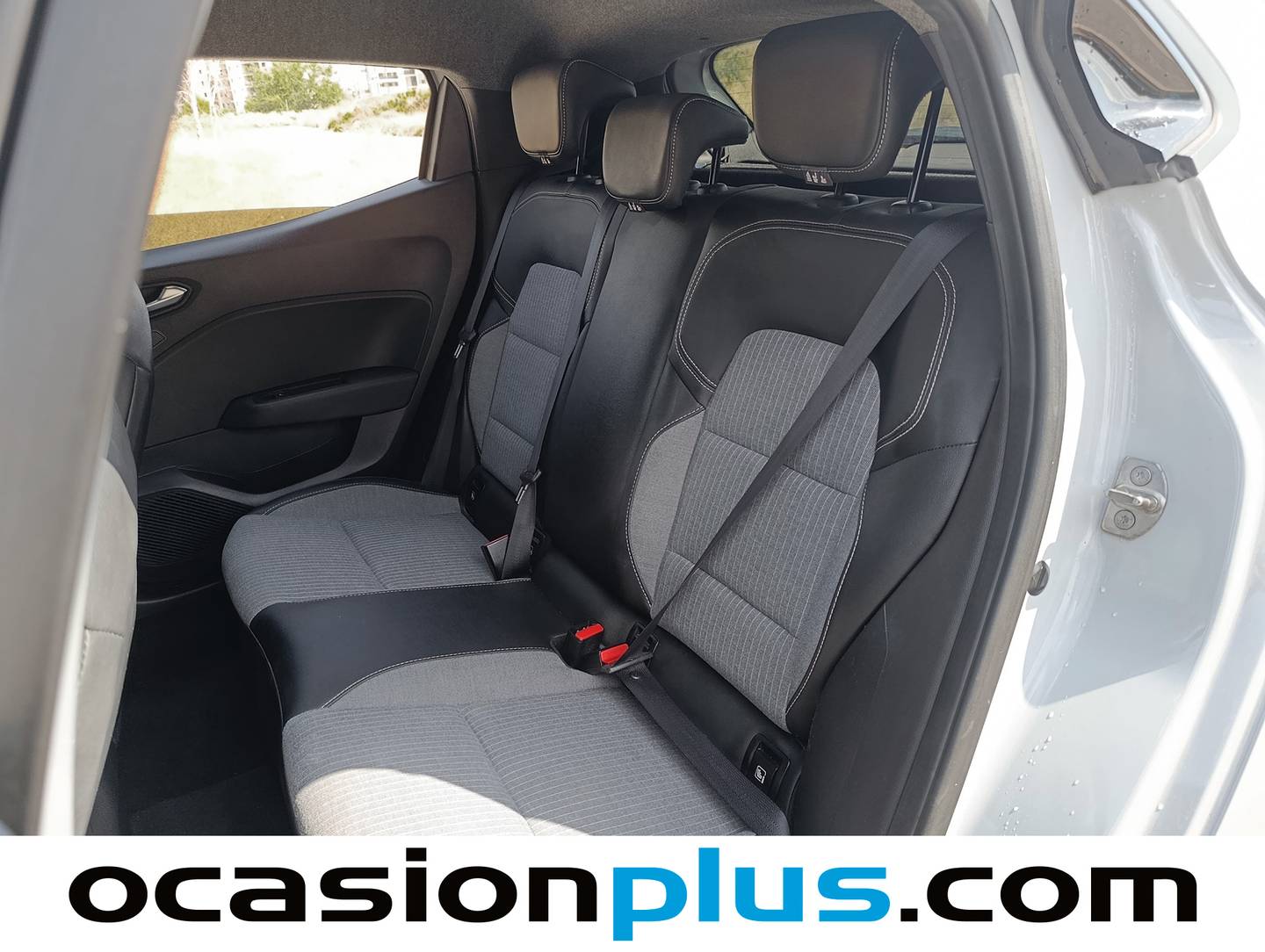 Foto asientos traseros Renault Clio Renault Clio Techno TCe (90 CV)